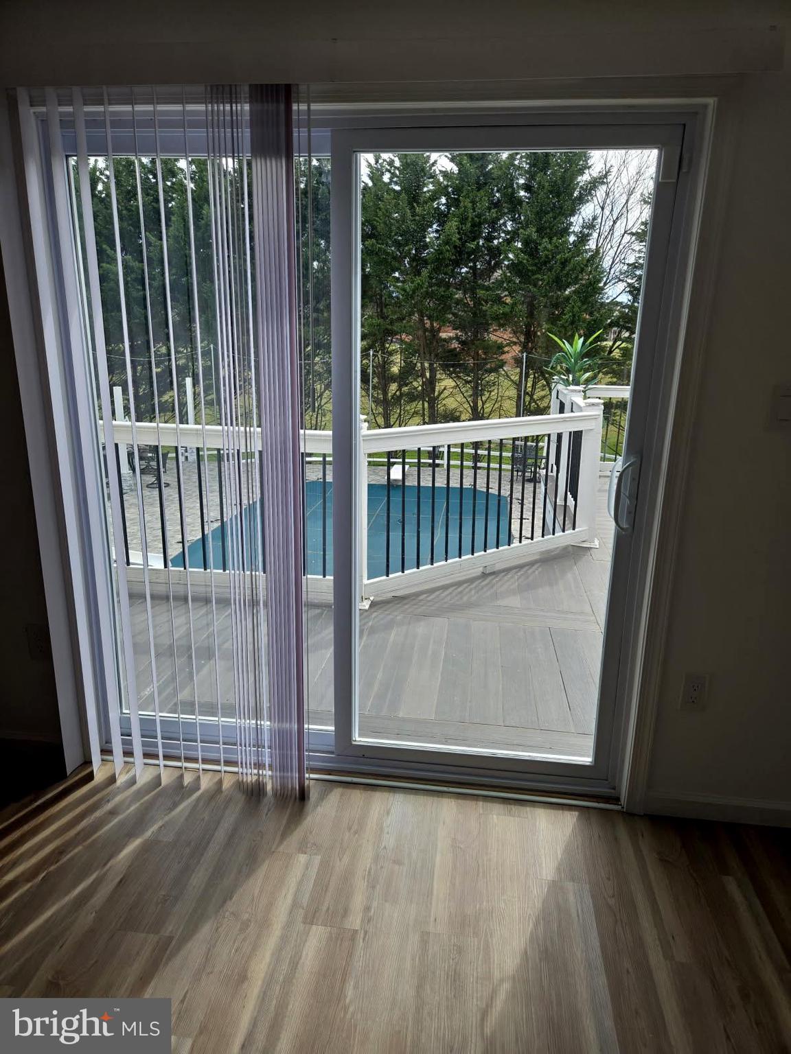 BURGESSER - Residential Lease