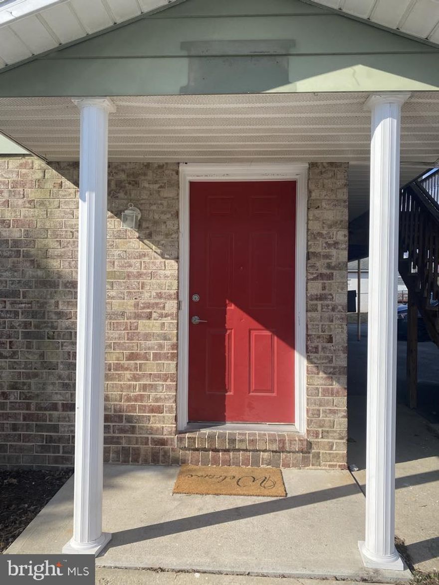 This completely renovated, ground-level efficiency apartment has just been fully remodeled and is ready for you to call home. Every detail has been carefully considered, from the brand-new appliances (including a dishwasher, stacked washer/dryer, refrigerator with icemaker, and electric stove)  and enough room to have a meal at your kitchen table. 

You'll love the efficient mini splits, ample cabinets and the beautifully designed bathroom that adds a touch of luxury to your daily routine. This apartment is designed for ease of living, requiring minimal upkeep, so you can focus on enjoying your space.

Located close to downtown Charles Town and a quick run to the Martins. Credit check required, three times the monthly rent in income, and no evictions. Please note: Absolutely no pets!

Please submit applications on zillow**