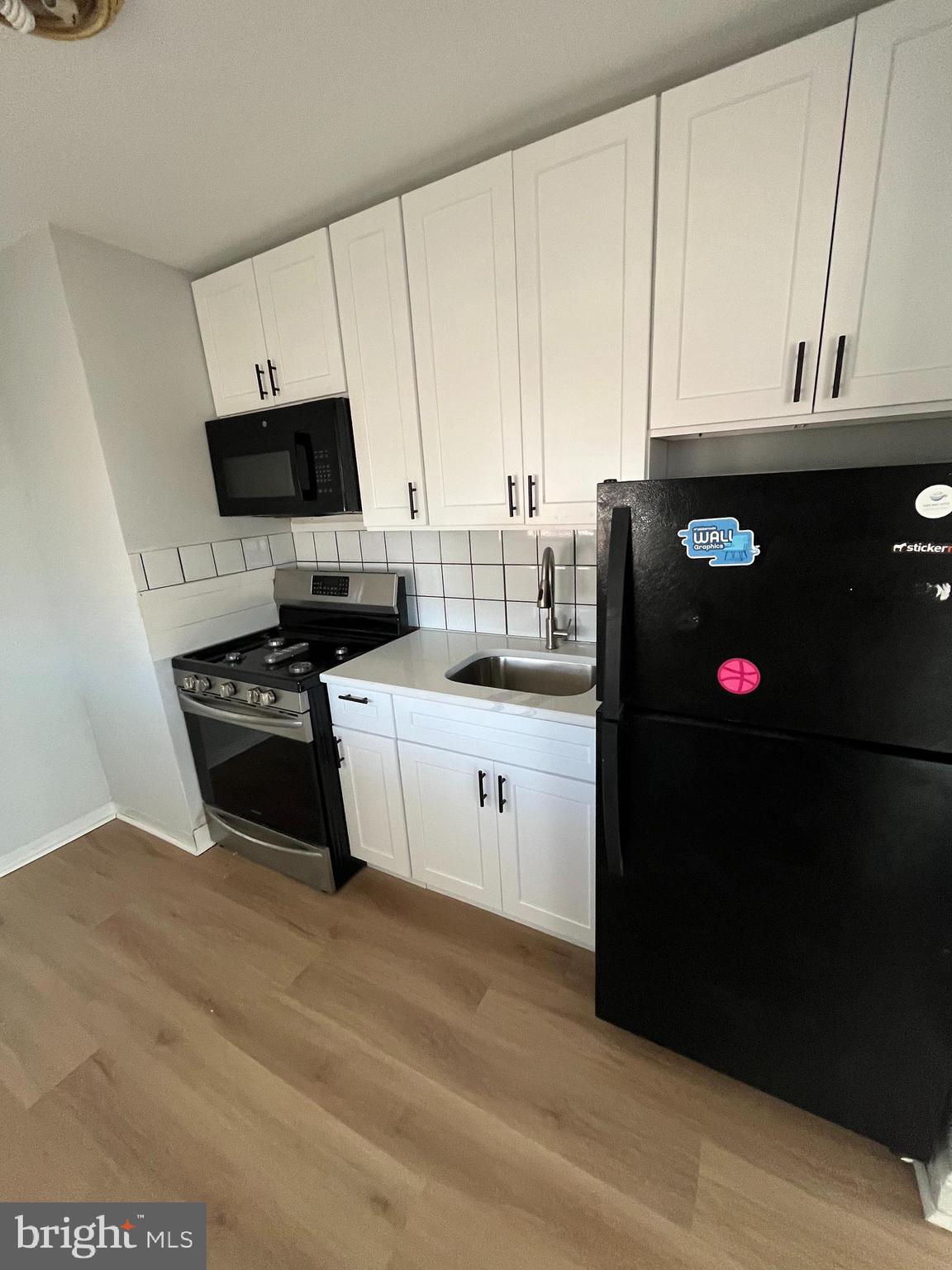 MAYFAIR (EAST) - Residential Lease