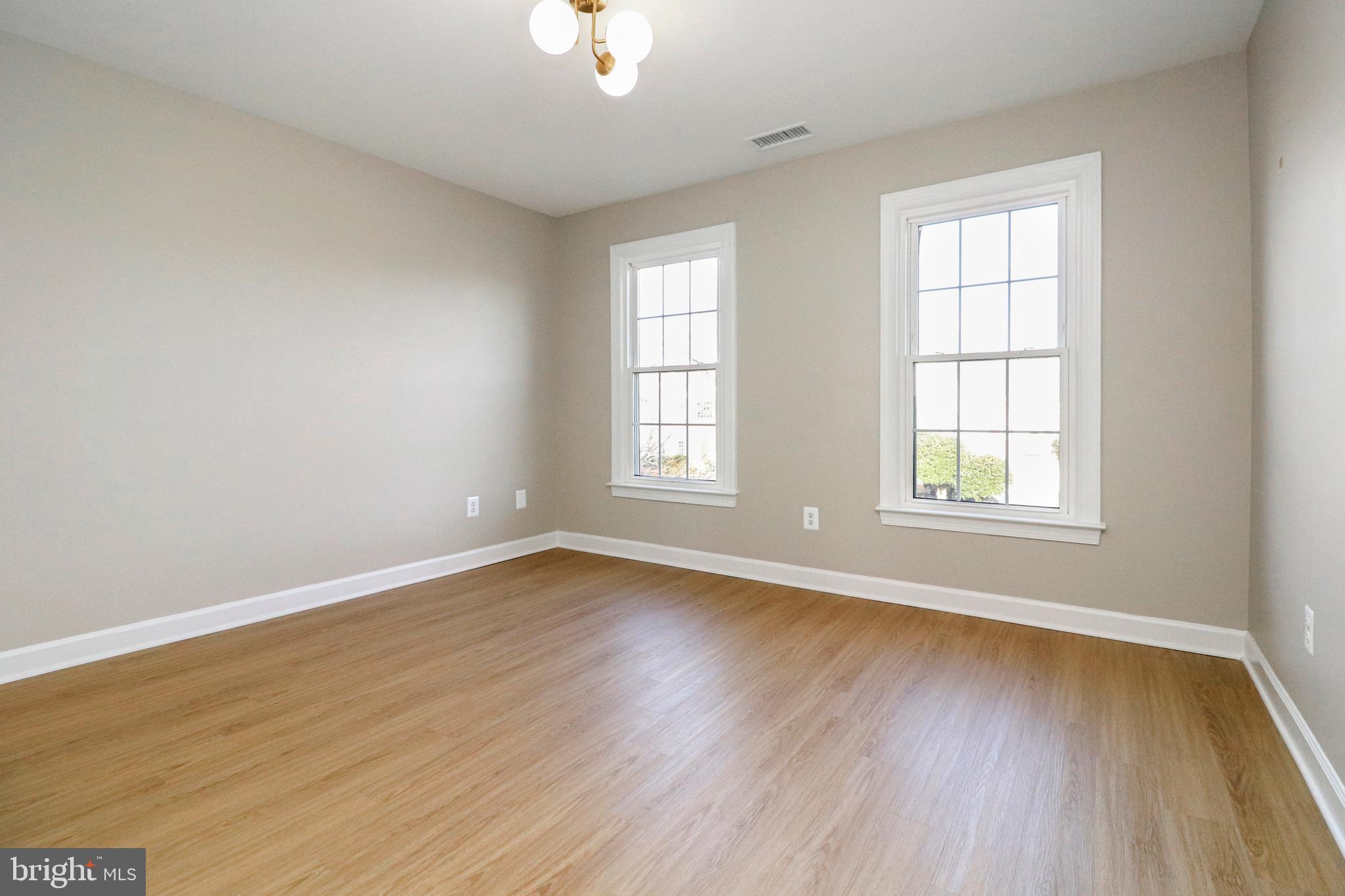 VIRGINIA RUN - Residential