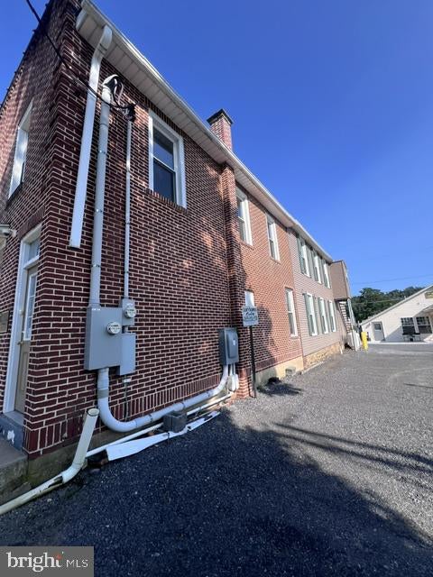 13 W MAIN STREET
