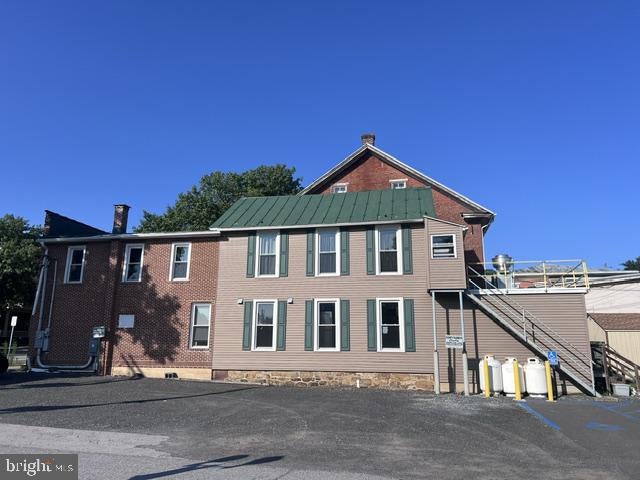 13 W MAIN STREET