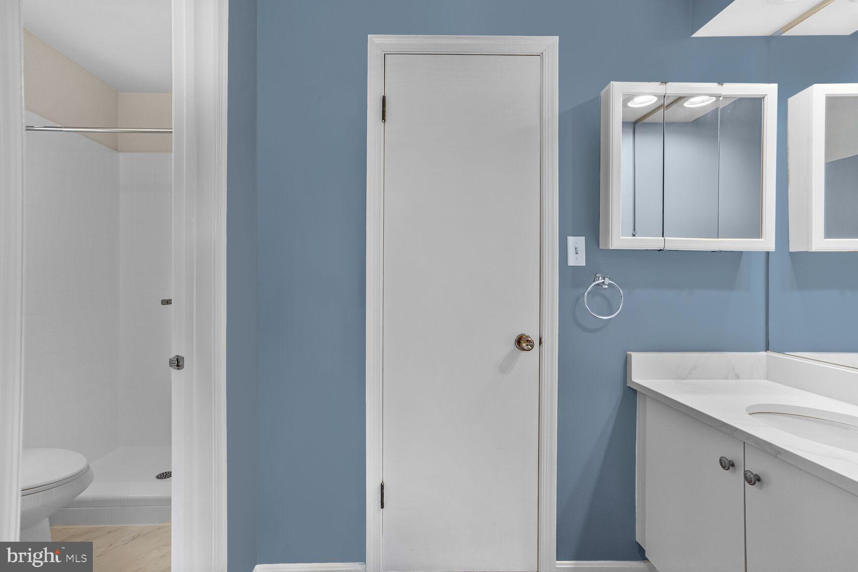 OAK HILL - Residential