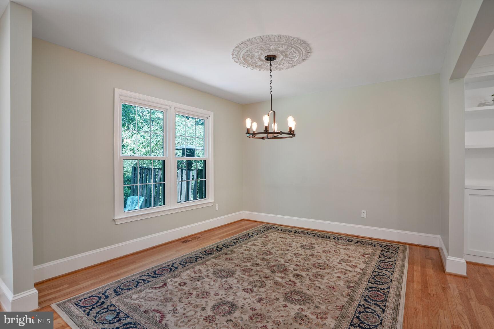 OAK HILL - Residential