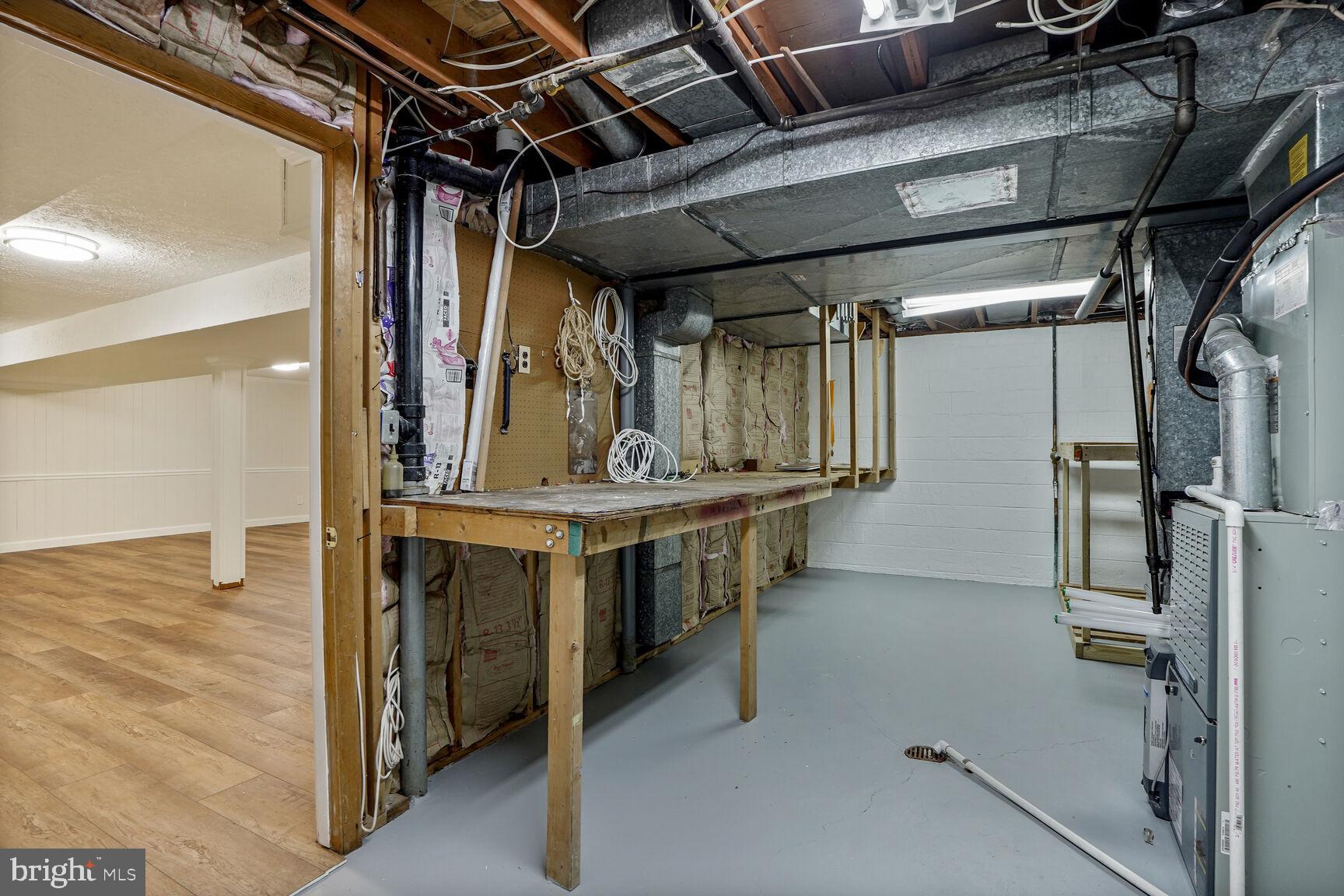 OAK HILL - Residential