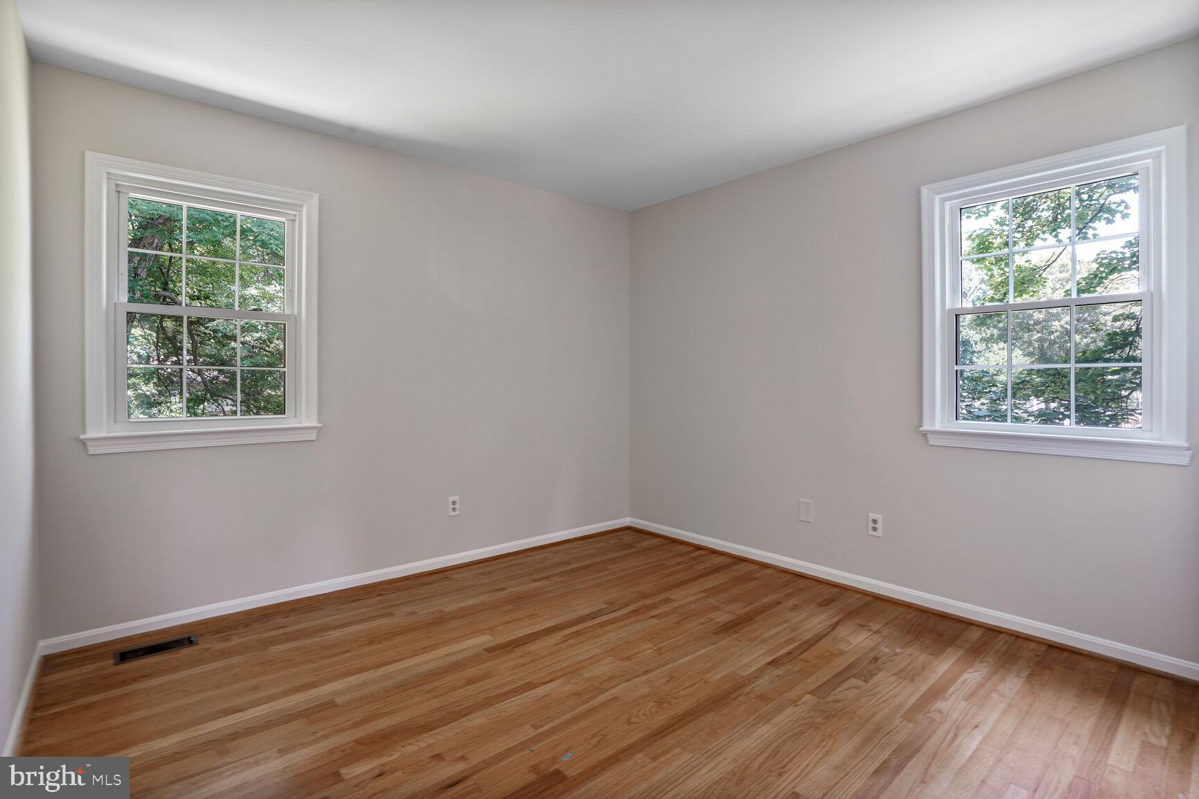 OAK HILL - Residential