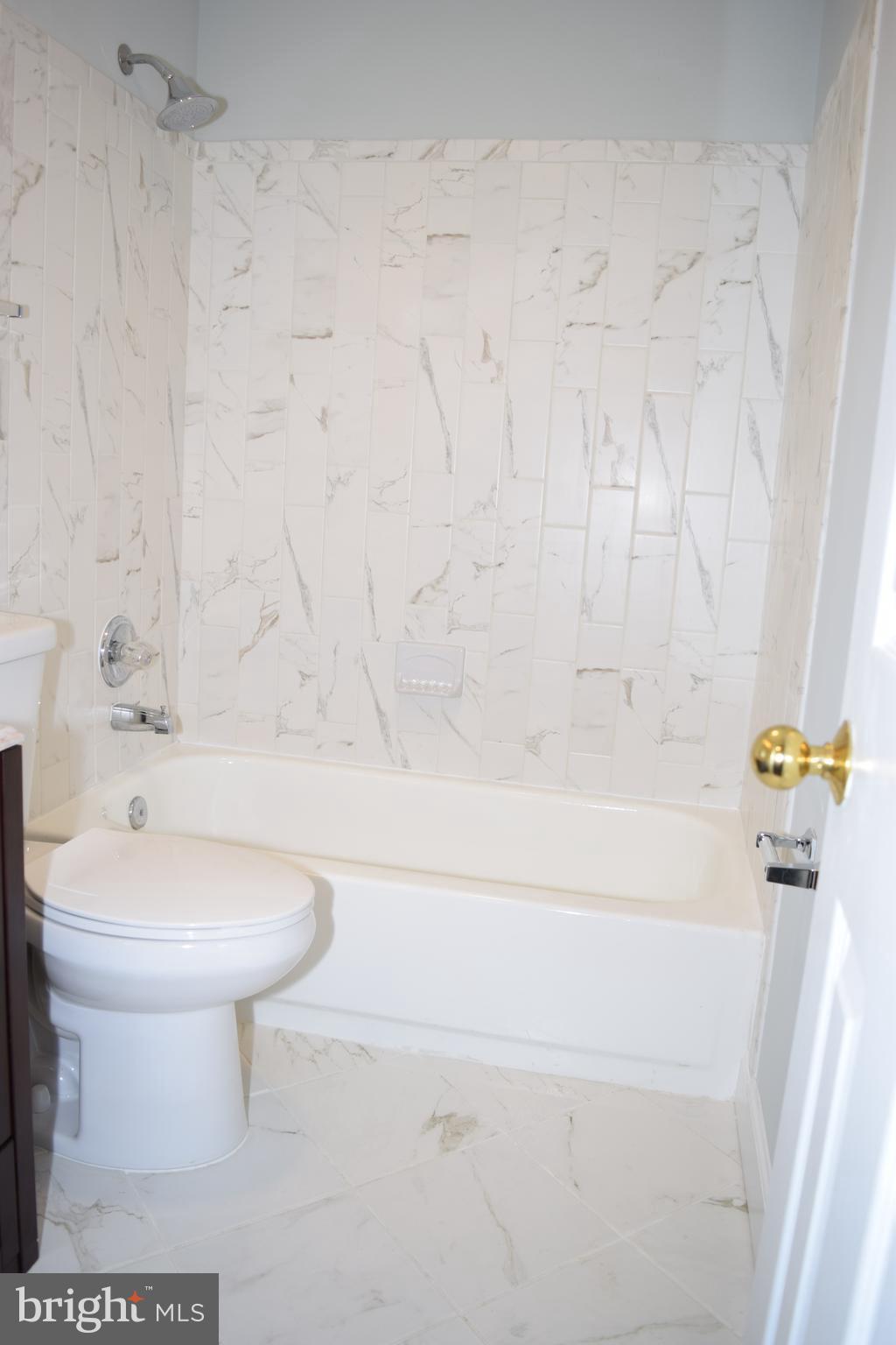 LUXBERRY COURTS - Residential