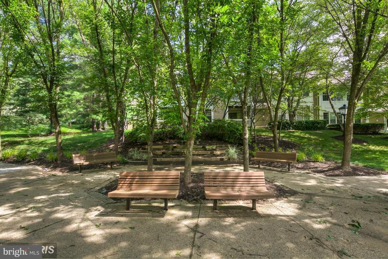 LUXBERRY COURTS - Residential