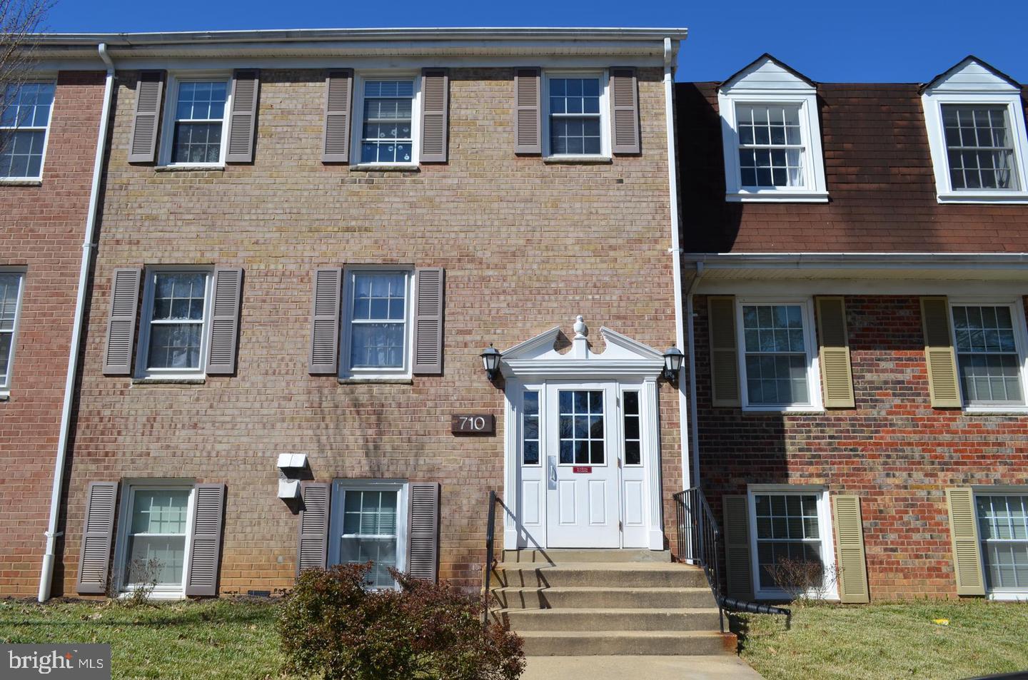 LOCATION! LOCATION! LOCATION!
Coming soon in the desirable Potomac Oaks/Diamond Farm Community.
Welcome to this top floor condominium, with only 5 units in the building and no one above you. One of the notable features of this building is that it sits alone in a corner, with its own entrance and easy access from the road. There's ample parking conveniently located by the open space in front of the building. You get 1 assigned space close to the building, 2 additional parking tags and 2 visitors tags.
This home offers two spacious bedrooms with huge wall closets. Two full baths with tubs, newer vanities, ceramic floors, and tiles. There is a linen closet in the hallway and an additional large closet for your storage needs. Upgraded kitchen with stainless steel appliances, gas stove, newer cabinets with granite counter tops and ceramic tiles backsplash. Large living room with a balcony view for your enjoyment. The bright dining area has a custom built-in bench with storage.
Condominium fees include all utilities and outdoors amenities. Also included is a storge unit located next to the building. A shared laundry room is in the building for your convenience.
Fantastic location with easy access to I-270, public transportation and a variety osf shops and restaurants.
Great for first time homebuyers or investment opportunity. Why rent when you can own!
Come tour this home and make it your own.