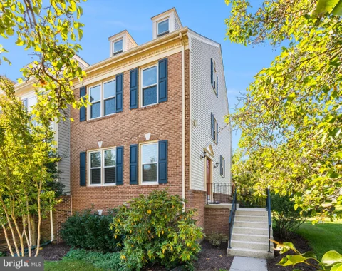 43626 Blacksmith Square, Ashburn, VA MLS: VALO2137768