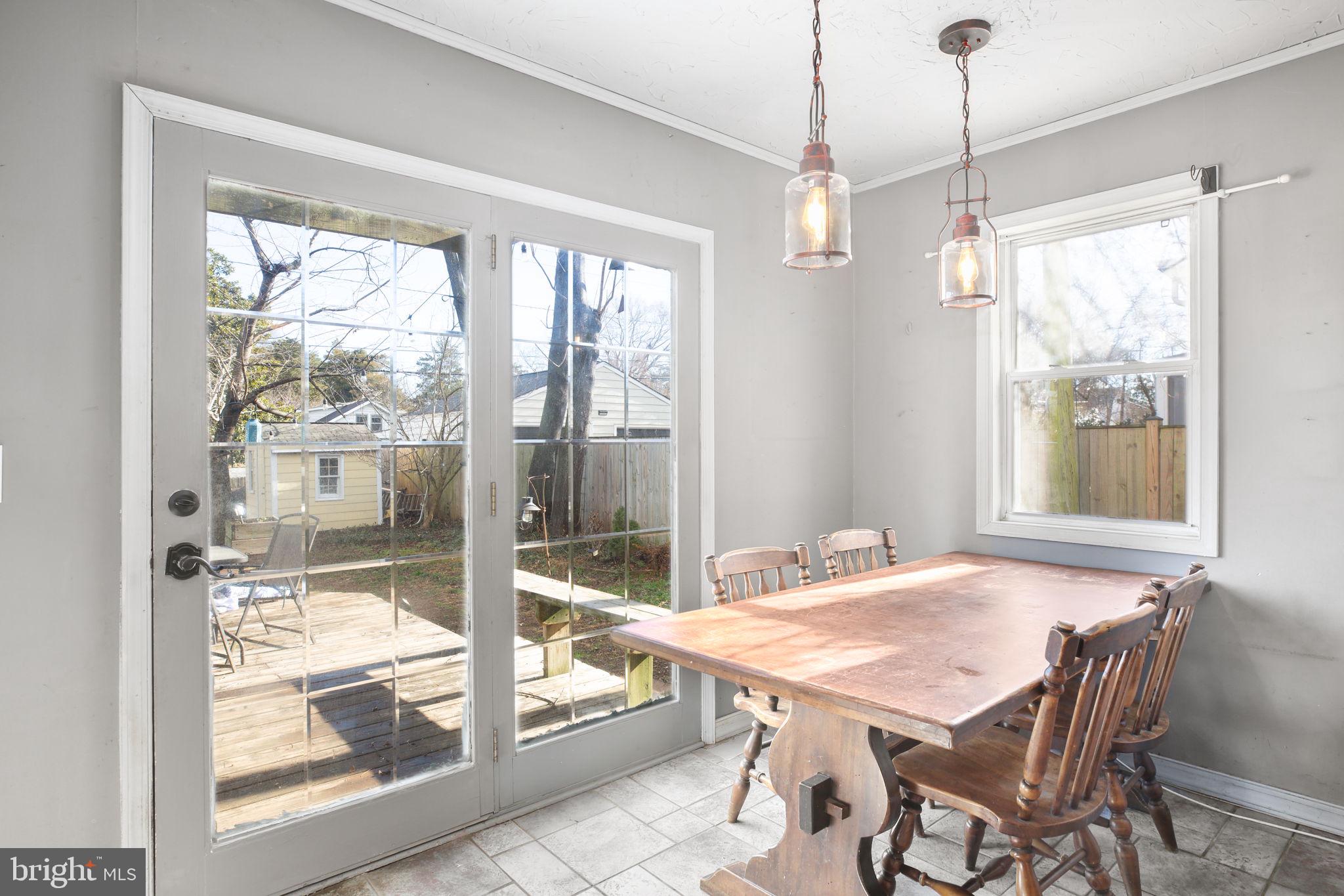 COLLEGE TERRACE - Residential