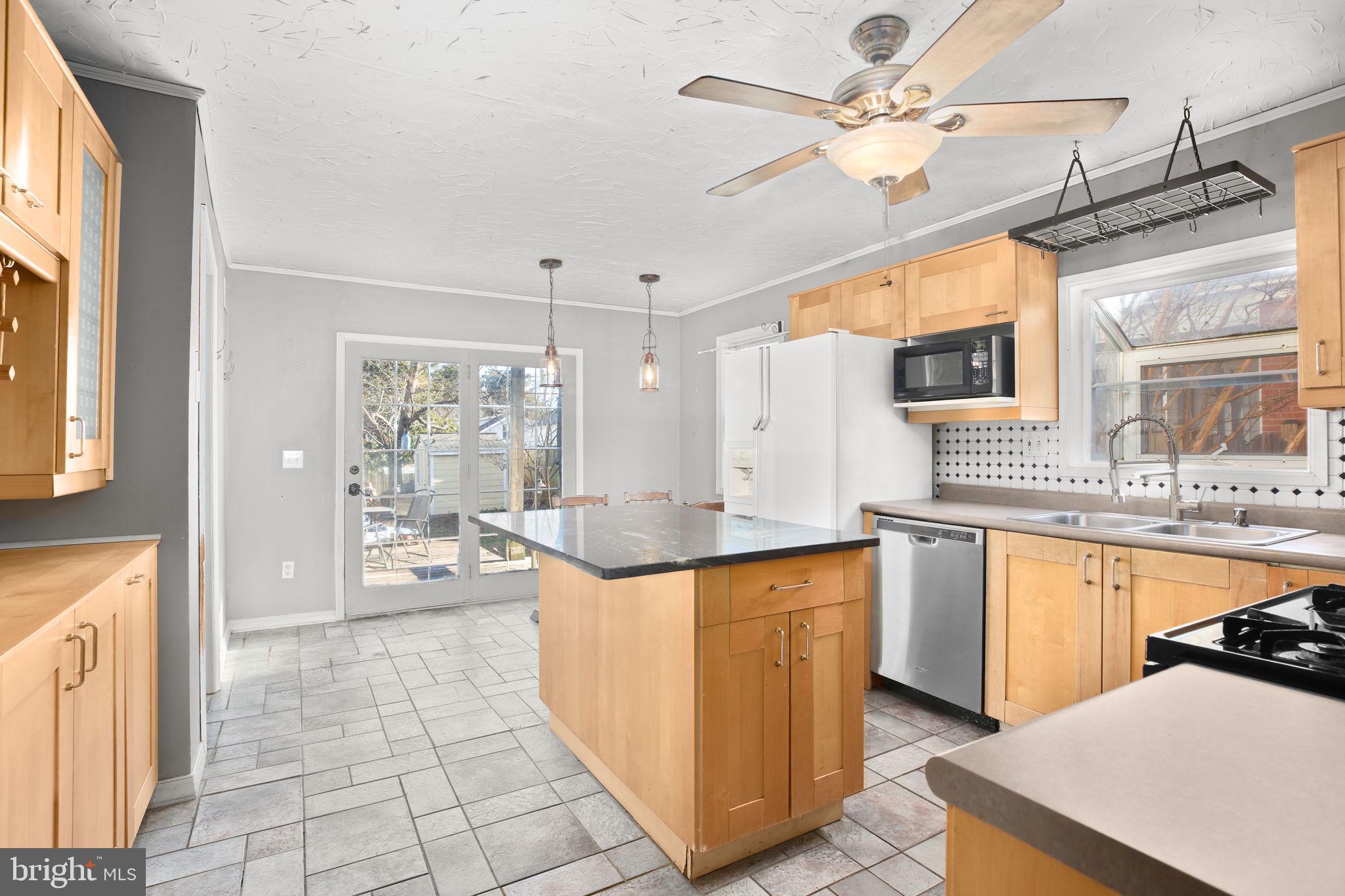 COLLEGE TERRACE - Residential