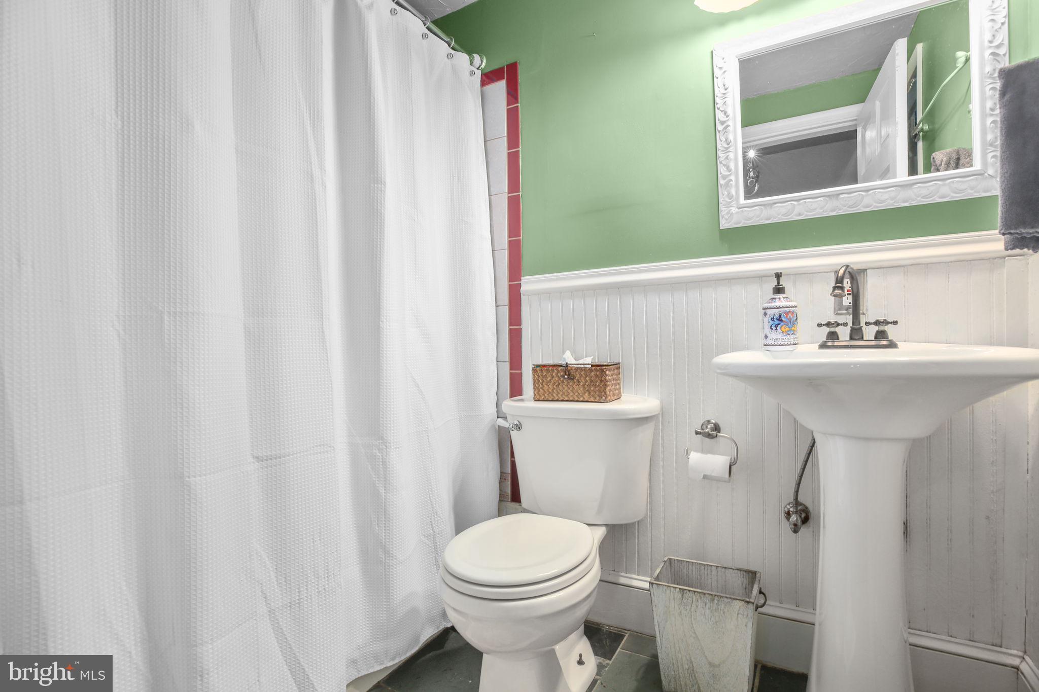 COLLEGE TERRACE - Residential