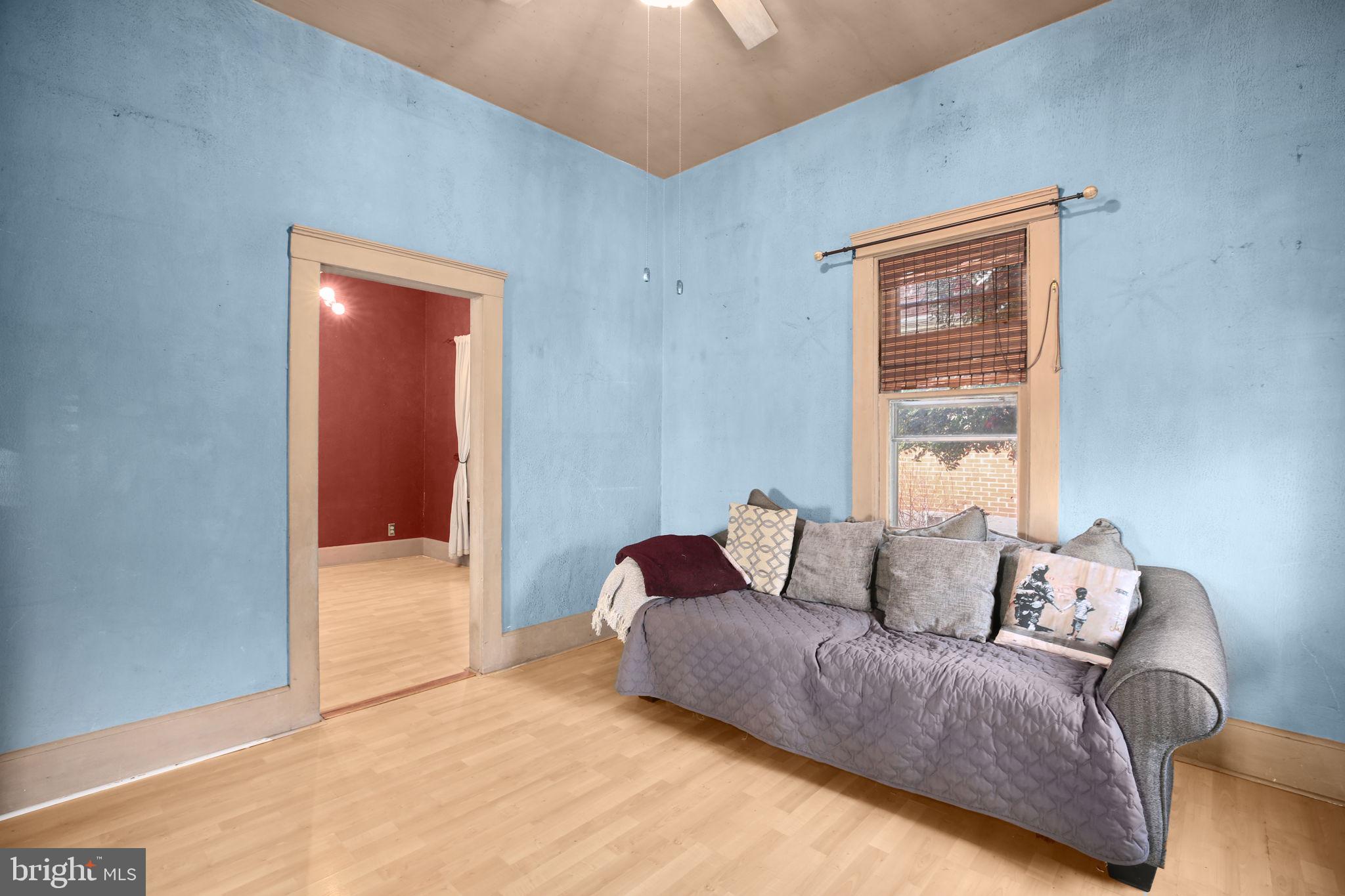 COLLEGE TERRACE - Residential