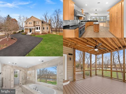 19451 YOUNGS CLIFF ROAD STERLING VA 20165