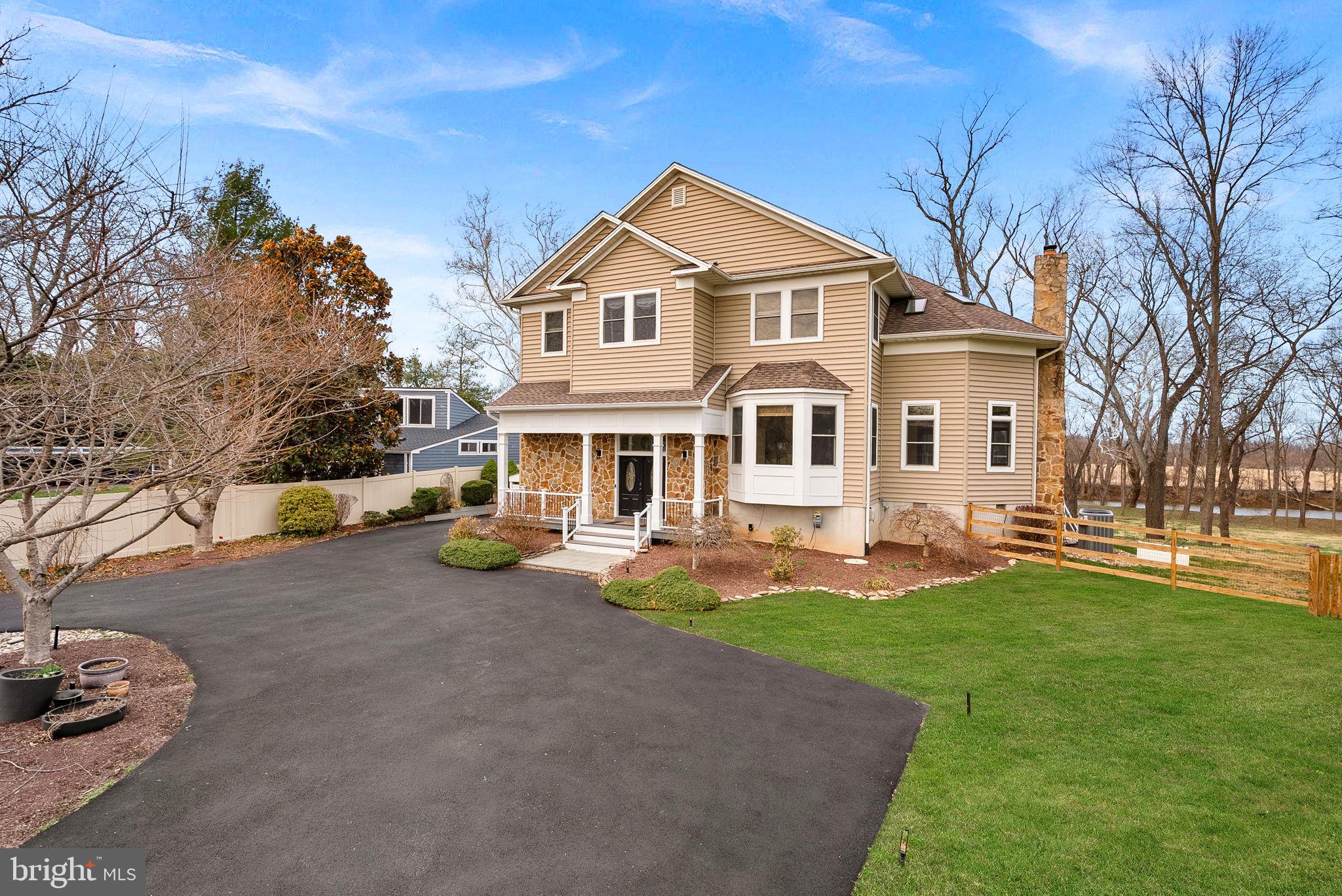 19451 YOUNGS CLIFF ROAD