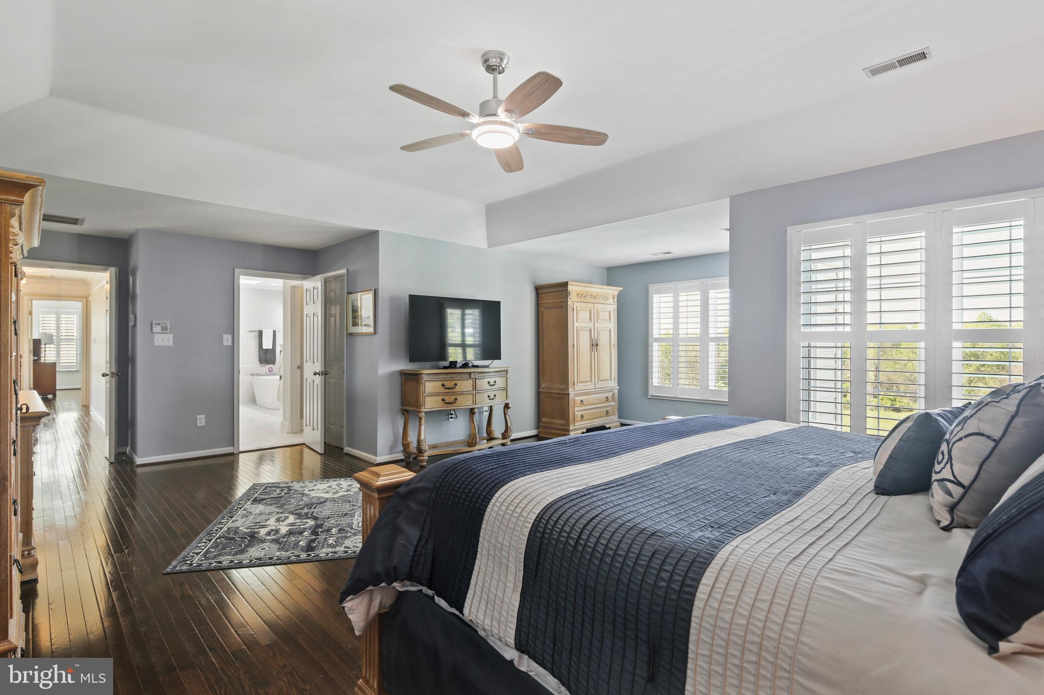 GLEN MANOR - Residential