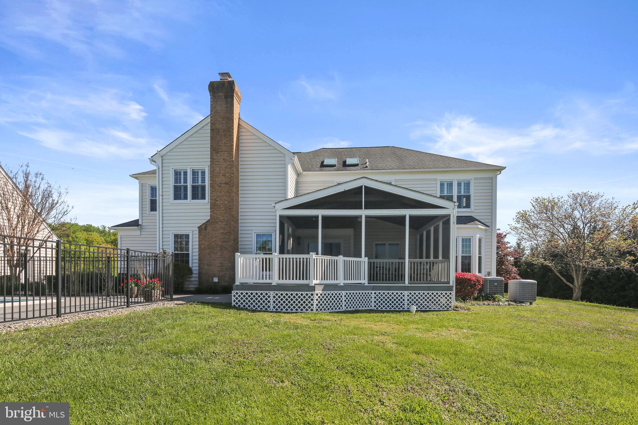 GLEN MANOR - Residential