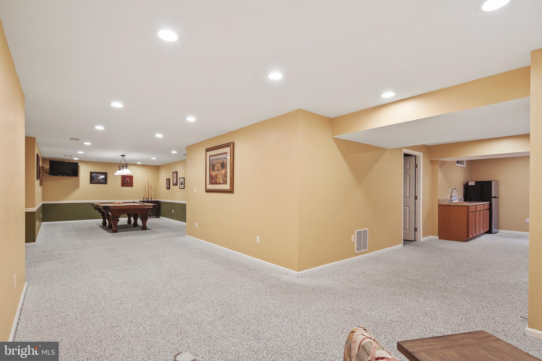 GLEN MANOR - Residential