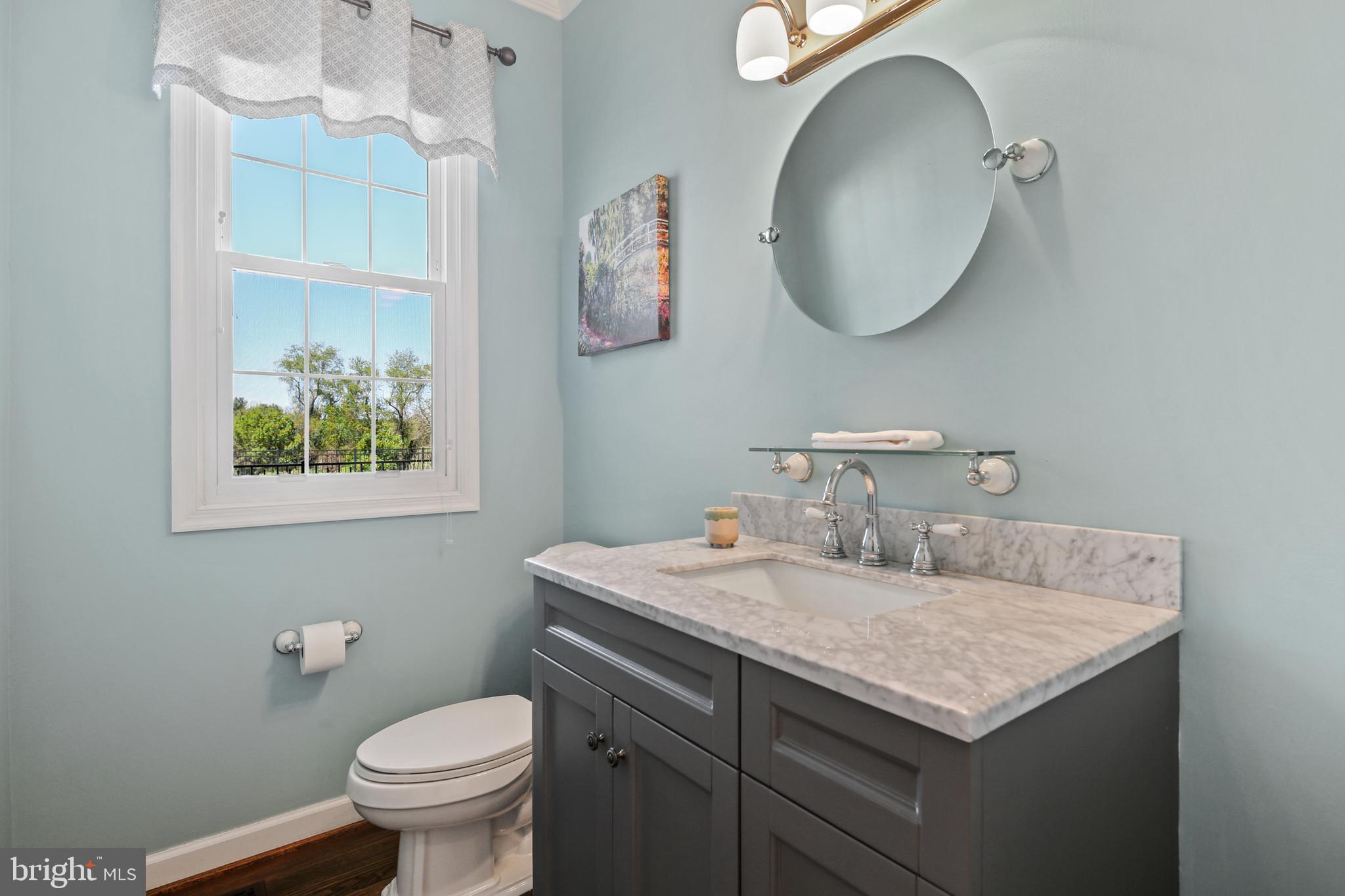 GLEN MANOR - Residential