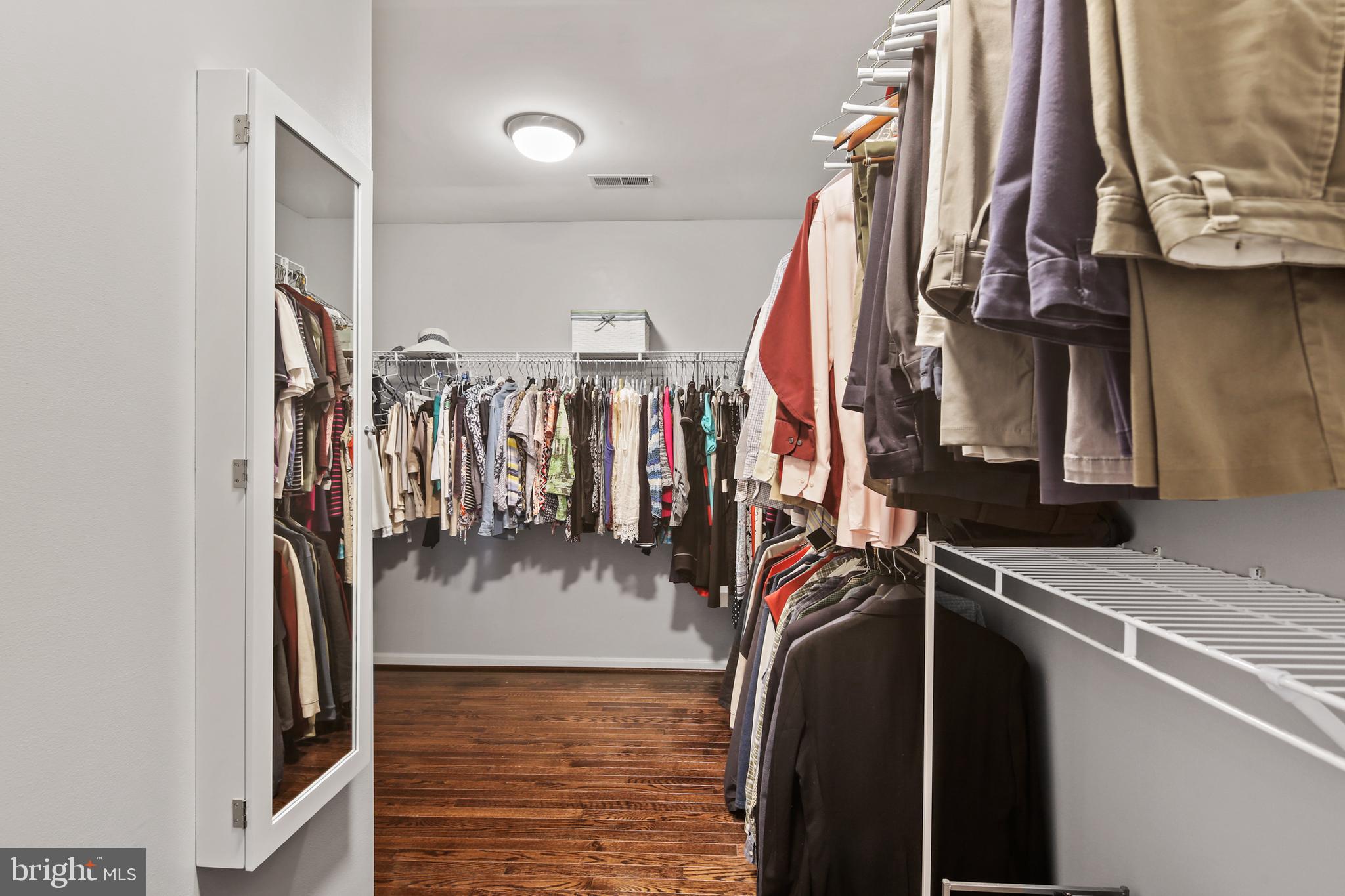 GLEN MANOR - Residential