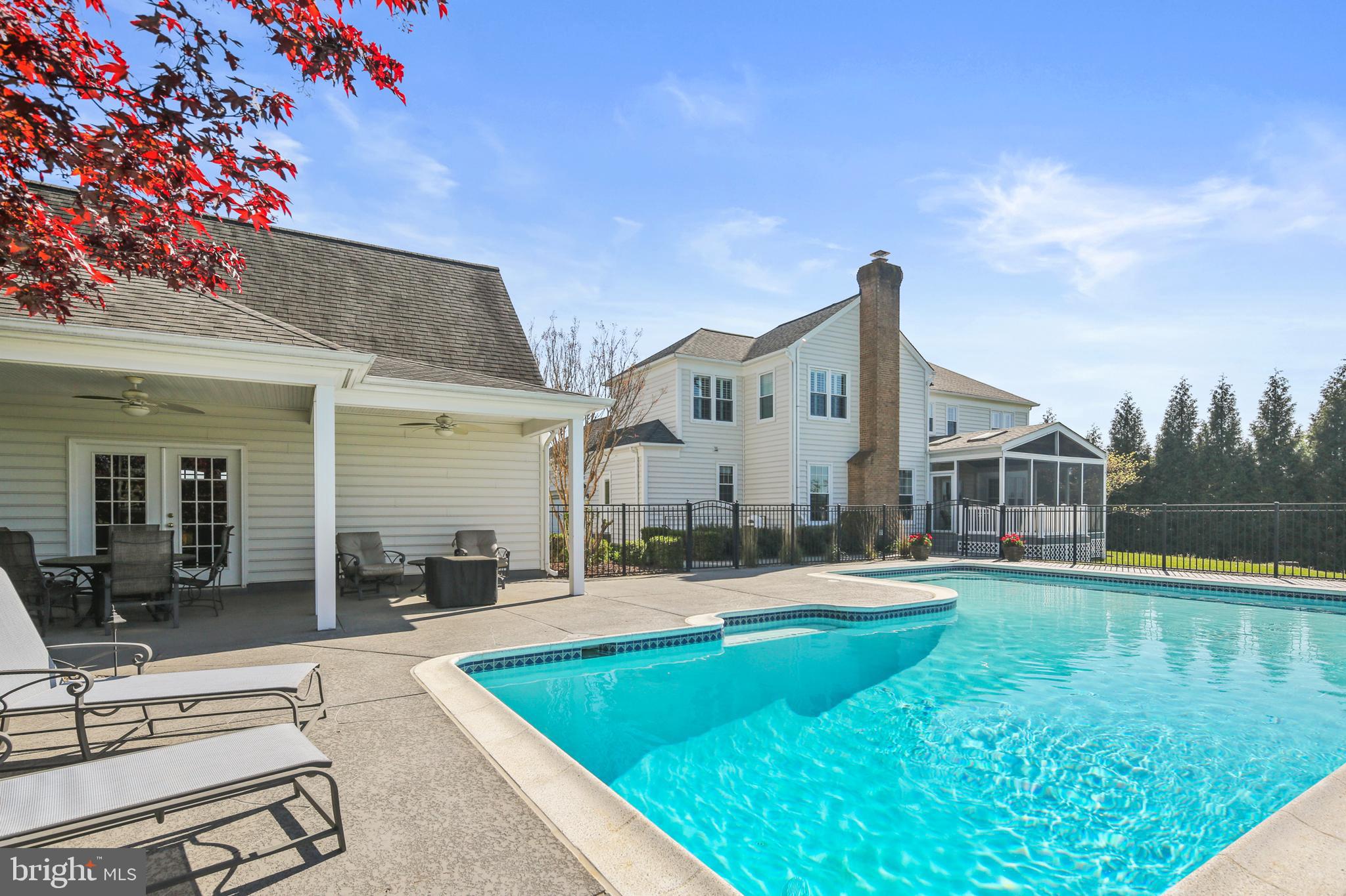 GLEN MANOR - Residential