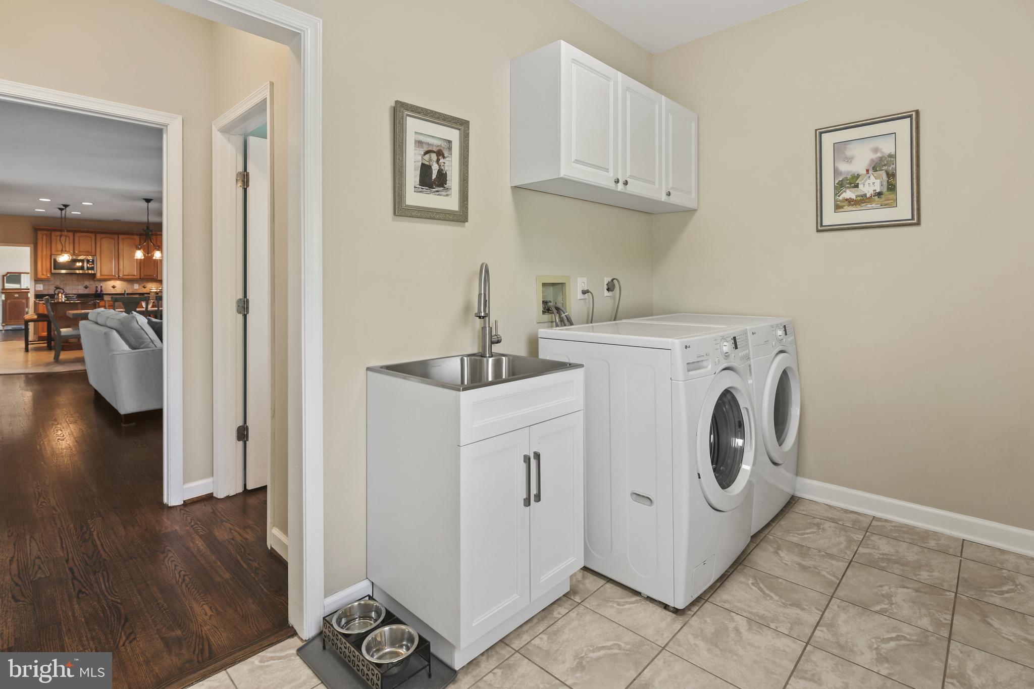 GLEN MANOR - Residential