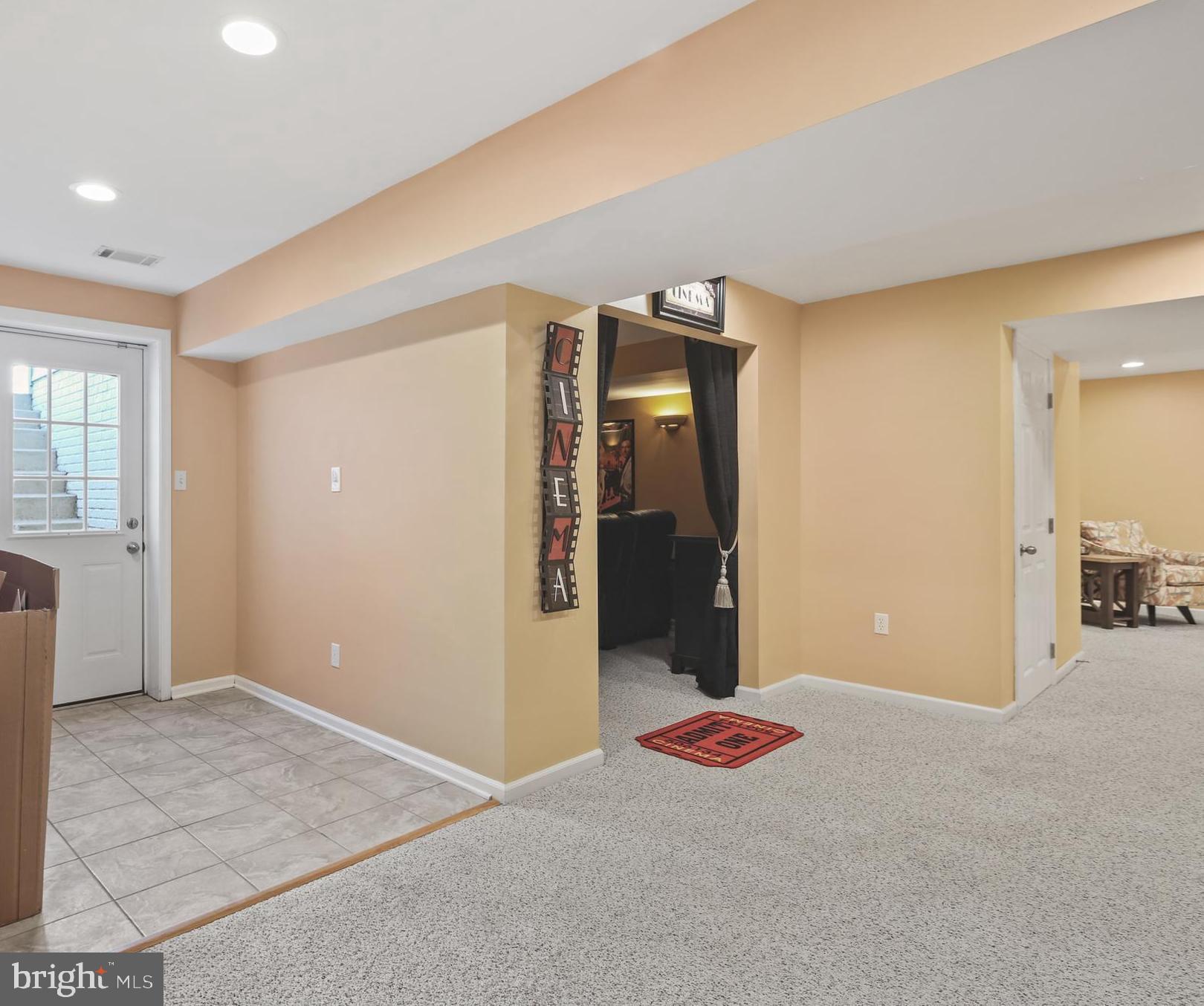 GLEN MANOR - Residential