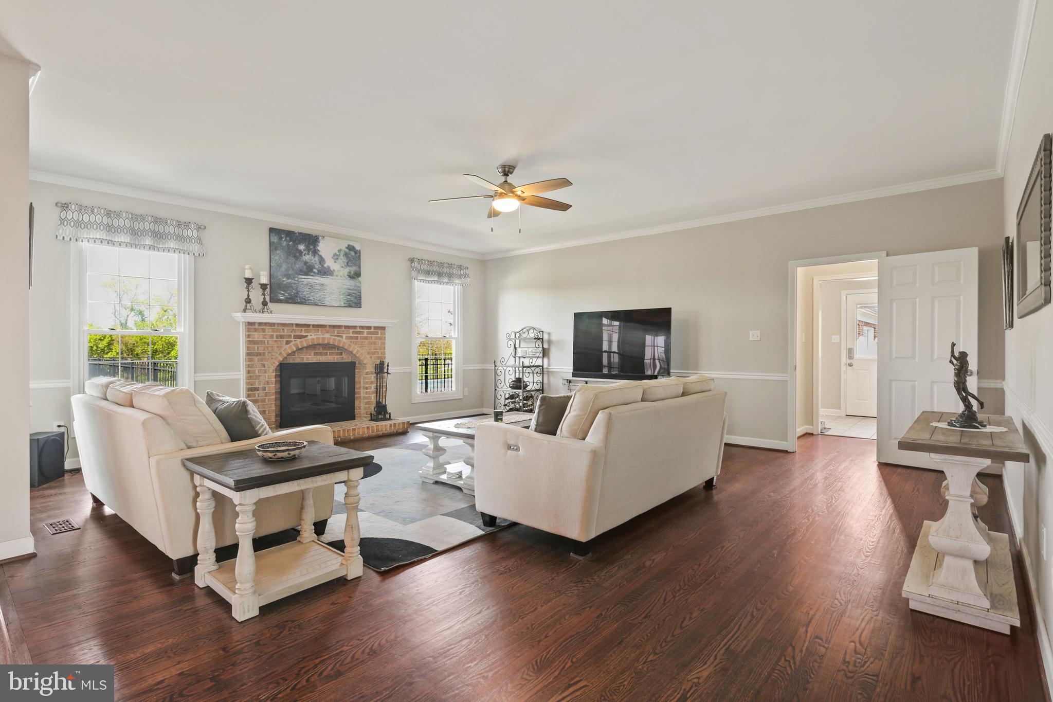 GLEN MANOR - Residential