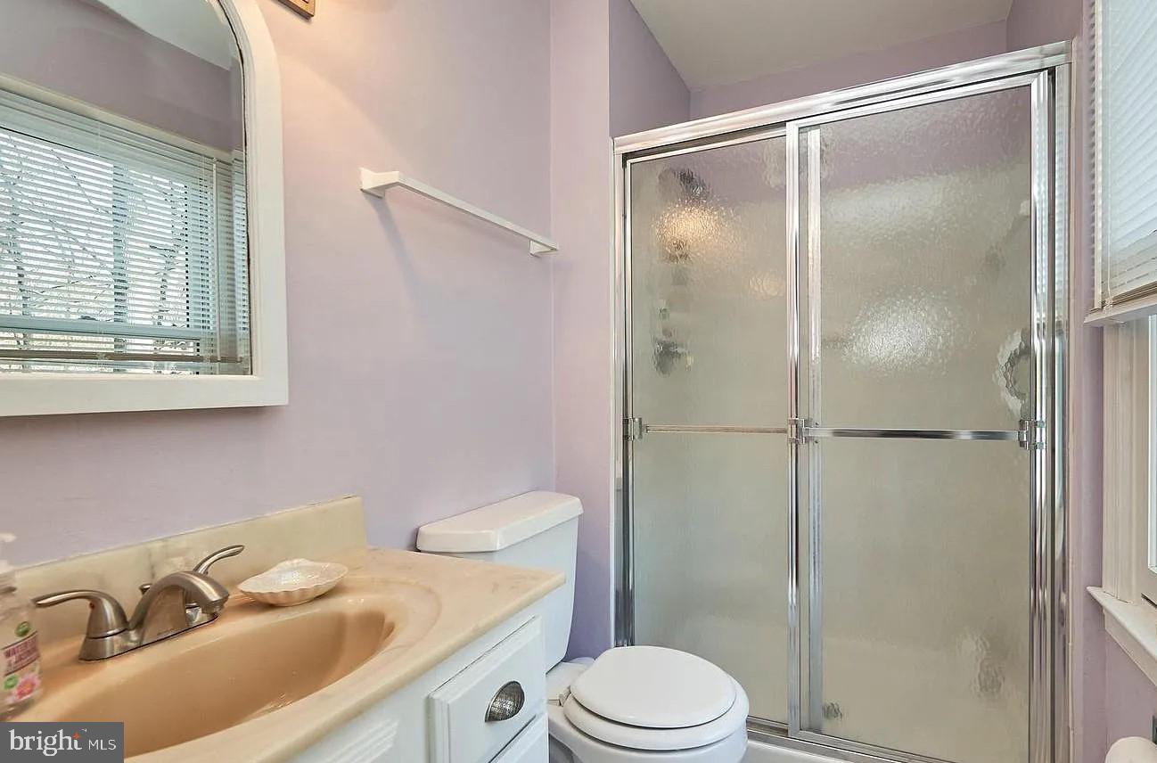 RESTON - Residential Lease