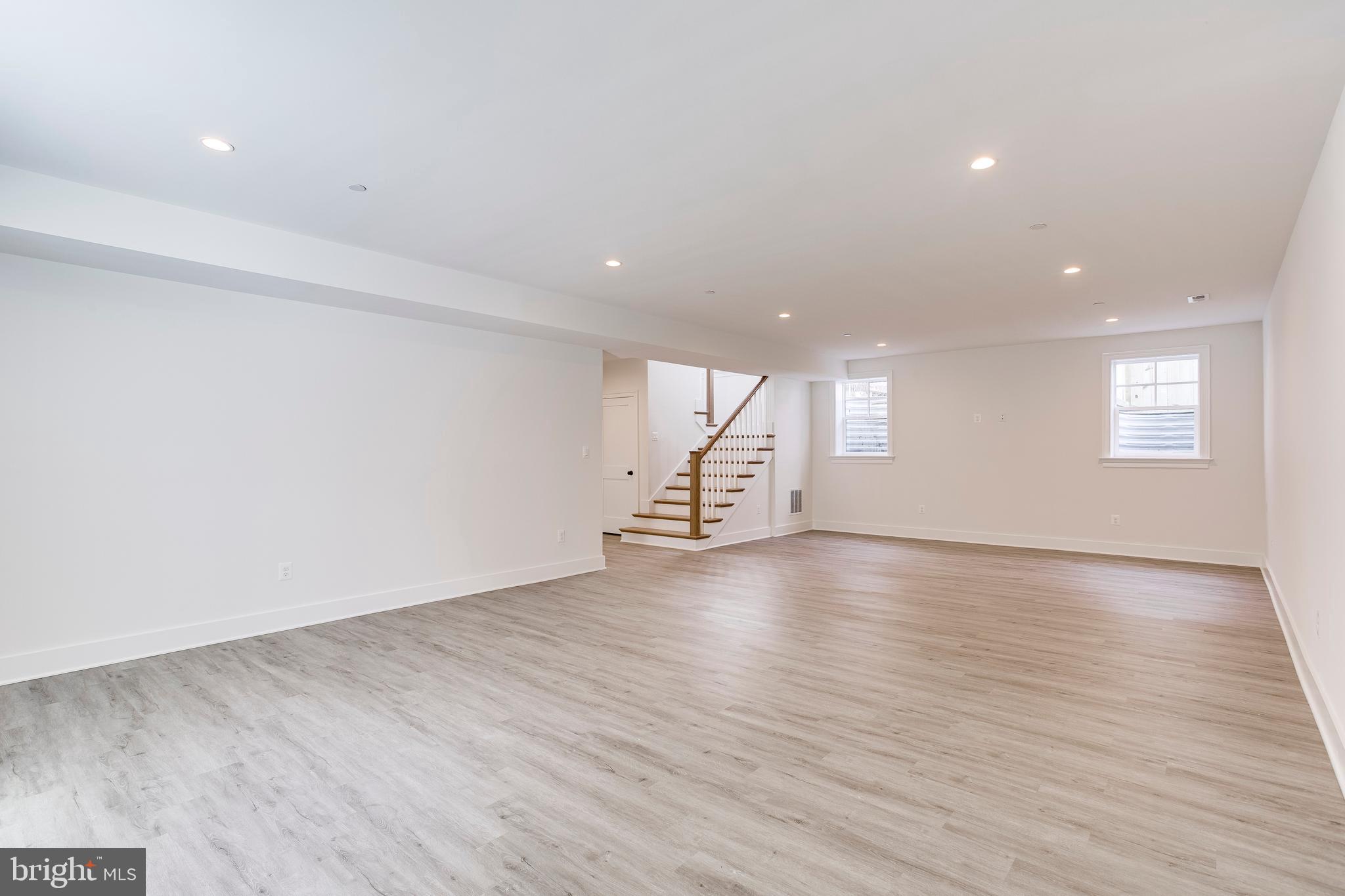 HUNTINGTON TERRACE - Residential