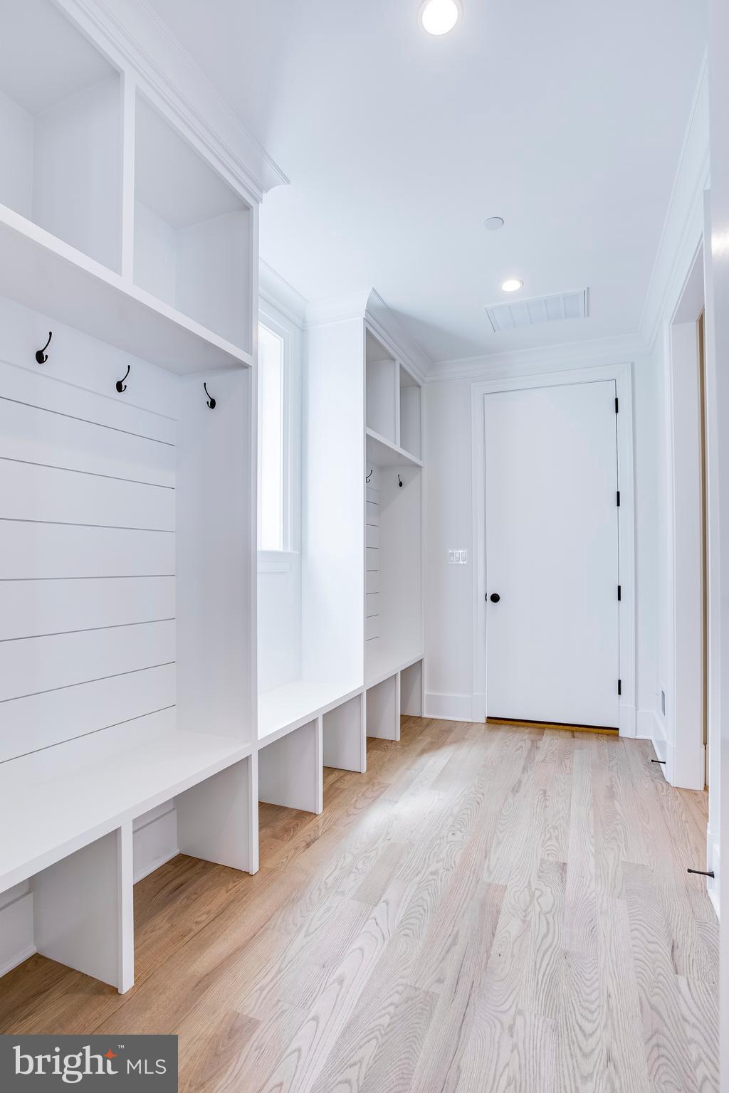 HUNTINGTON TERRACE - Residential