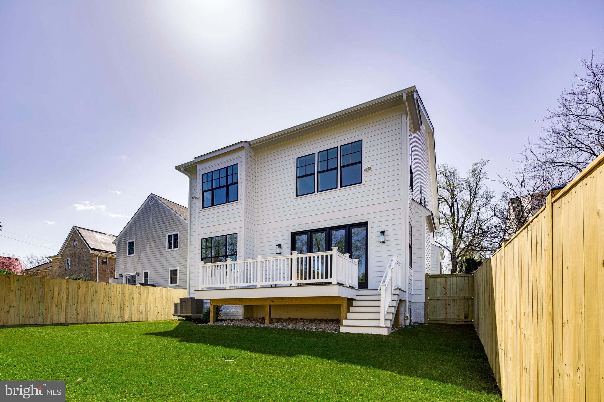 HUNTINGTON TERRACE - Residential