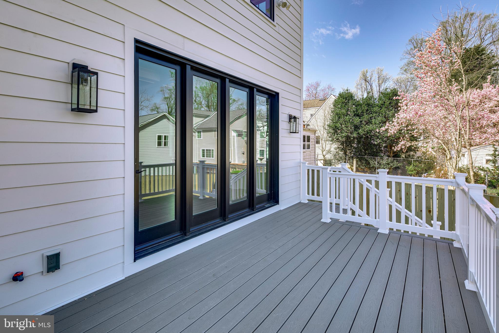 HUNTINGTON TERRACE - Residential