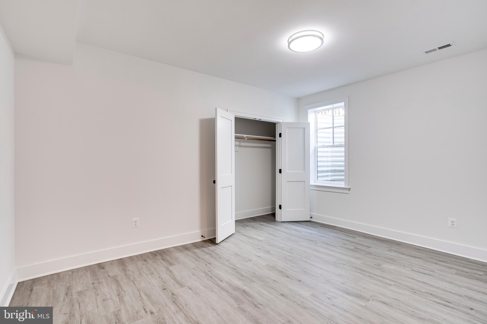 HUNTINGTON TERRACE - Residential