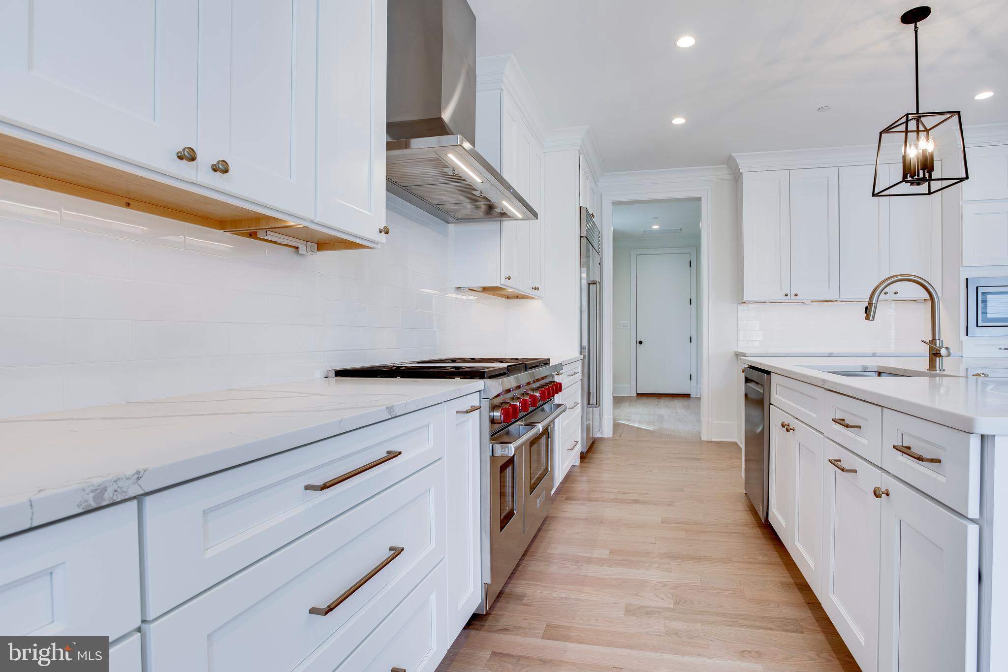 HUNTINGTON TERRACE - Residential