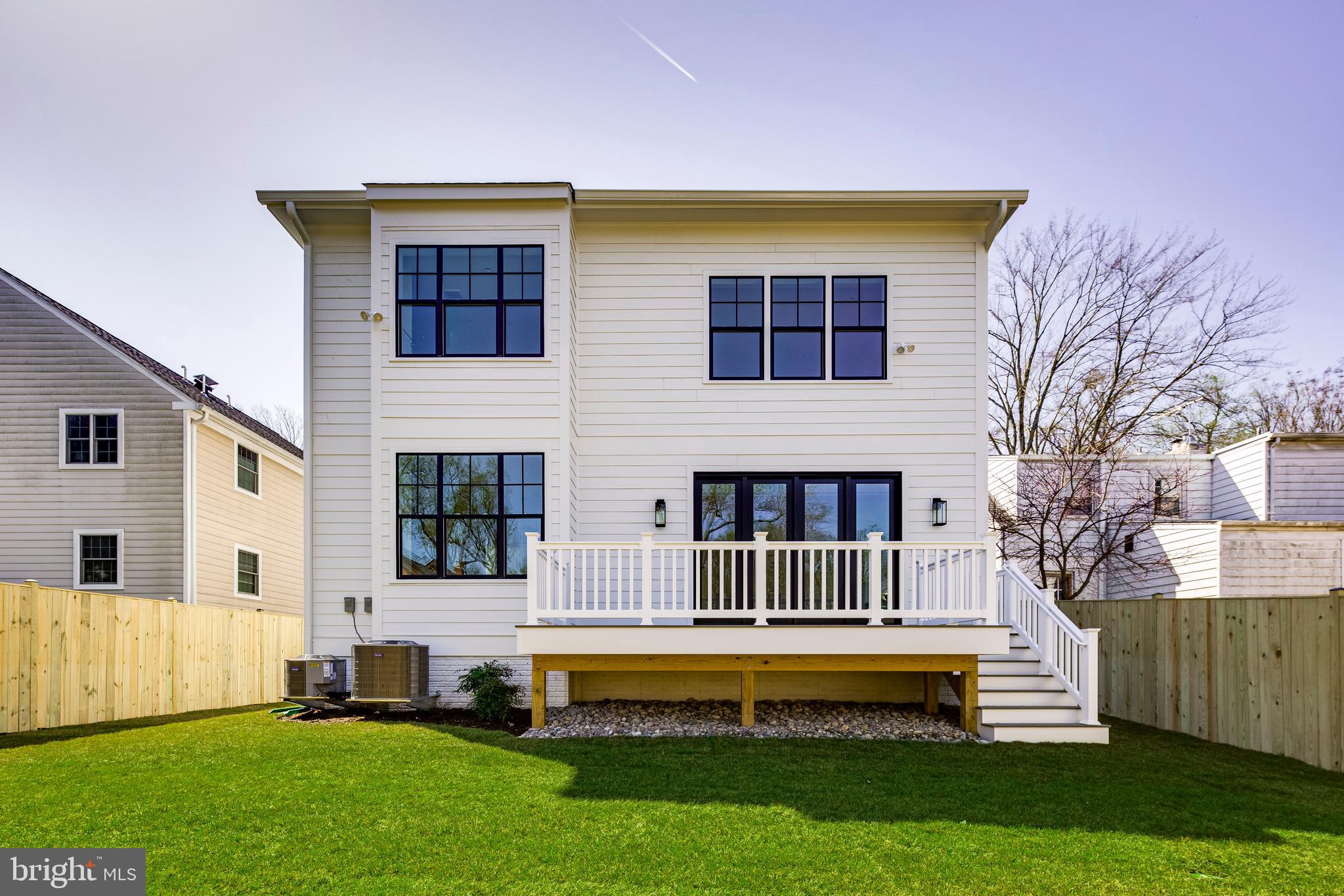 HUNTINGTON TERRACE - Residential