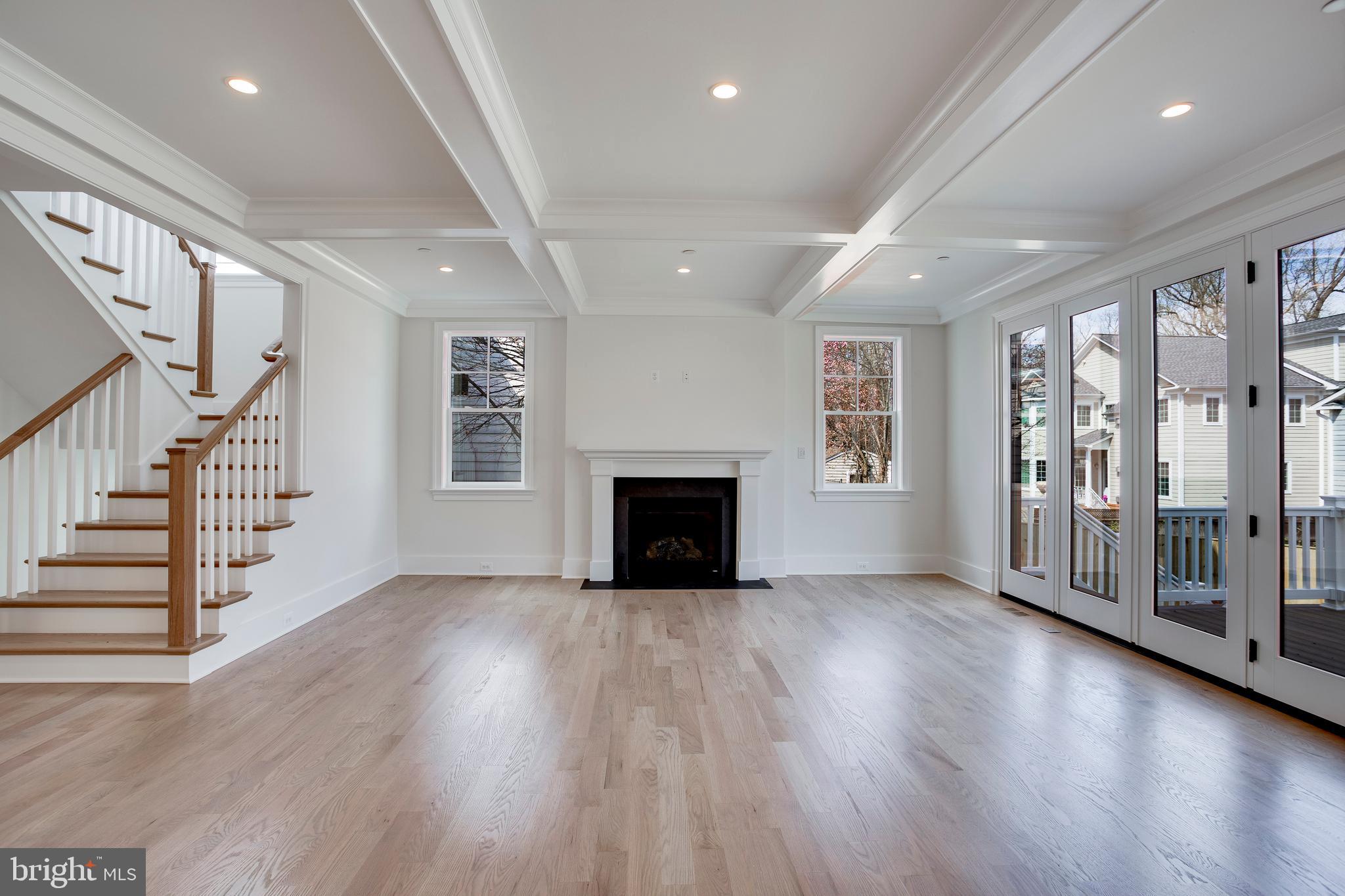 HUNTINGTON TERRACE - Residential