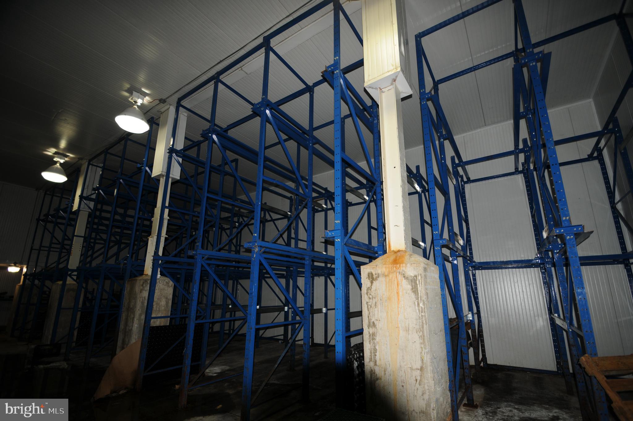 PORT RICHMOND - Commercial Lease