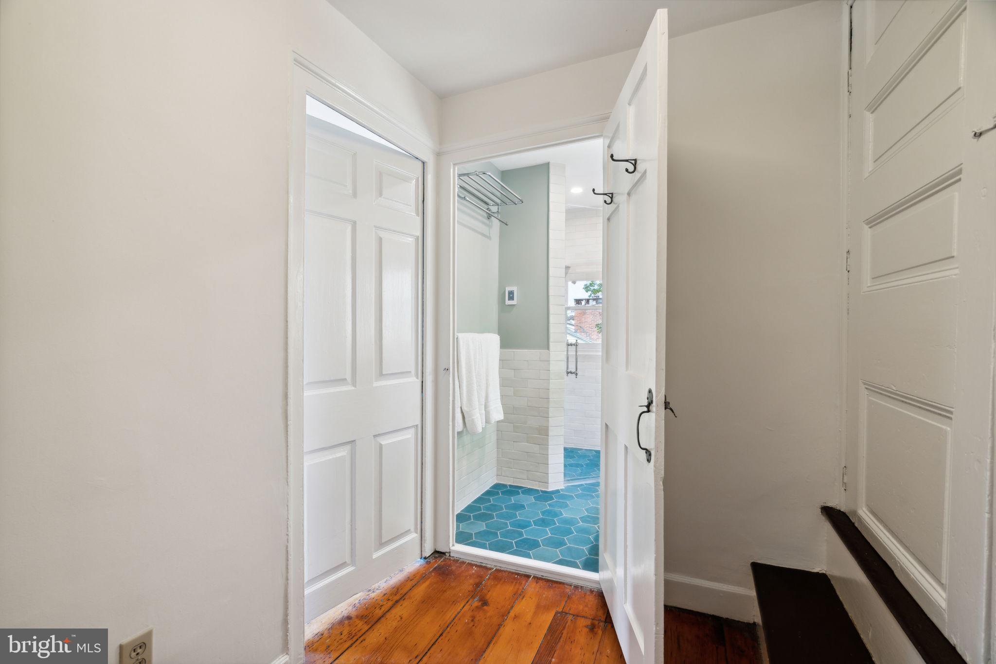 OLD CITY - Residential