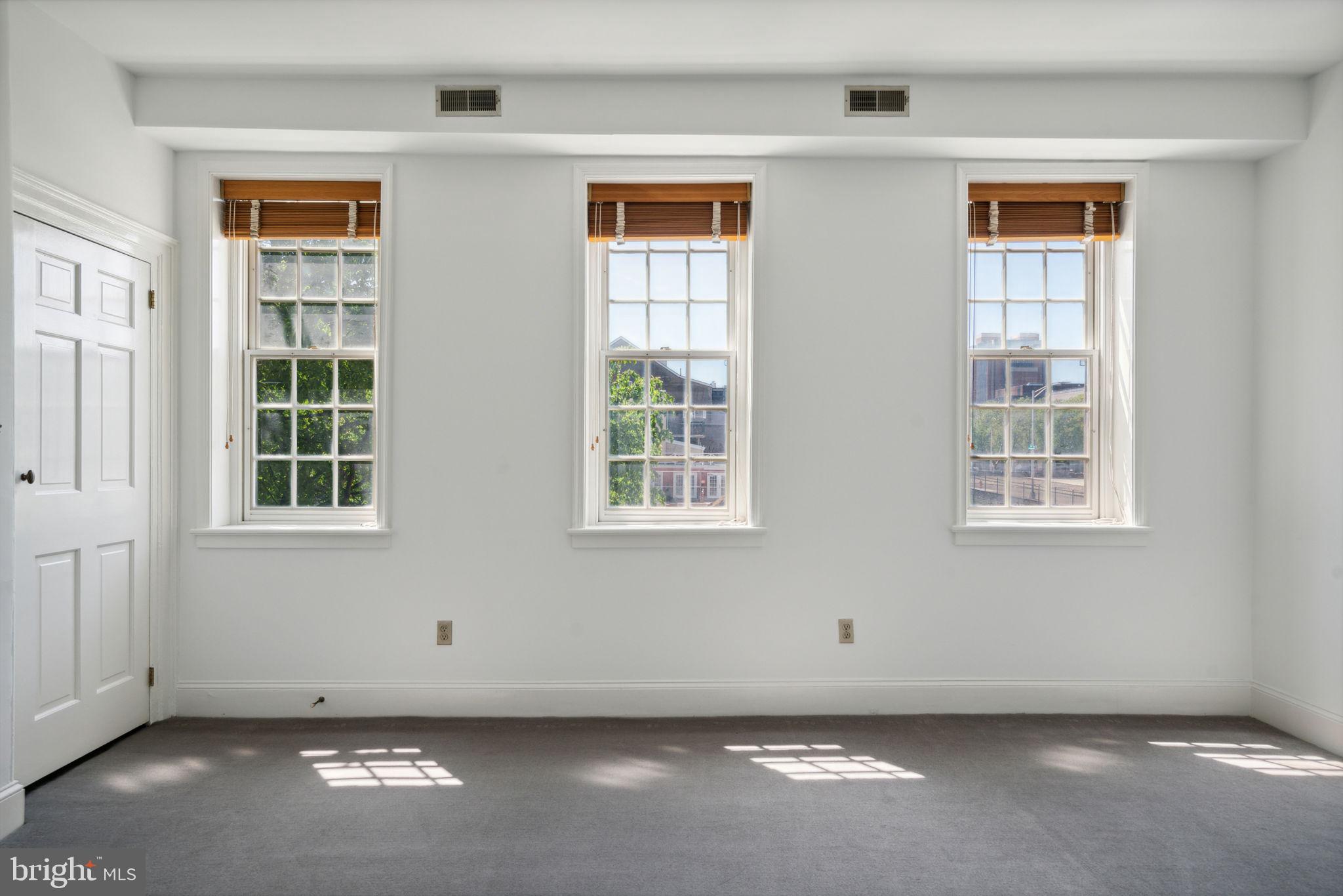 OLD CITY - Residential