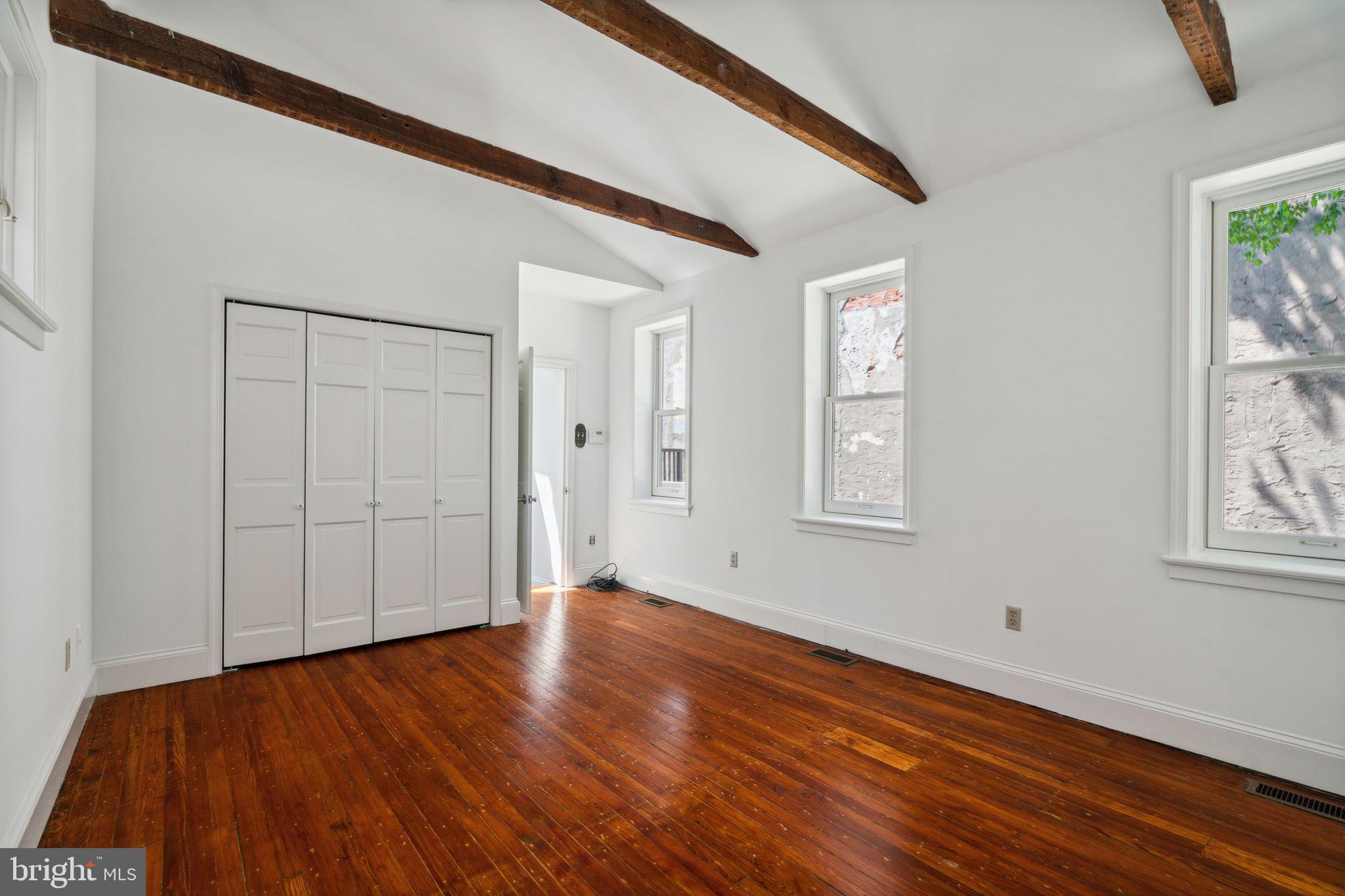 OLD CITY - Residential