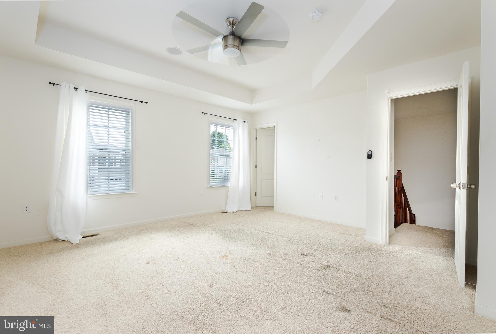 WASHINGTON TRAIL - Residential Lease