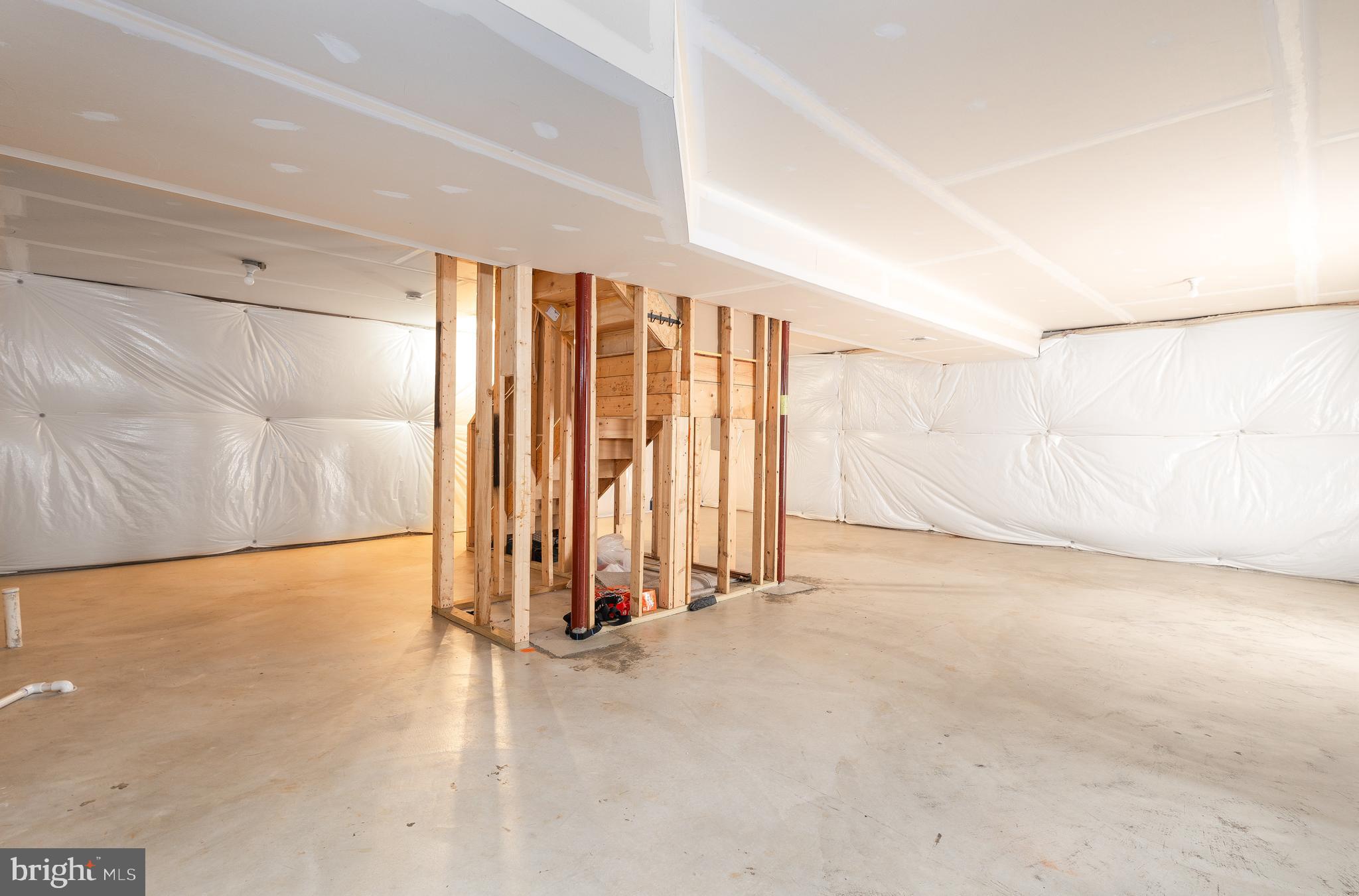 WASHINGTON TRAIL - Residential Lease