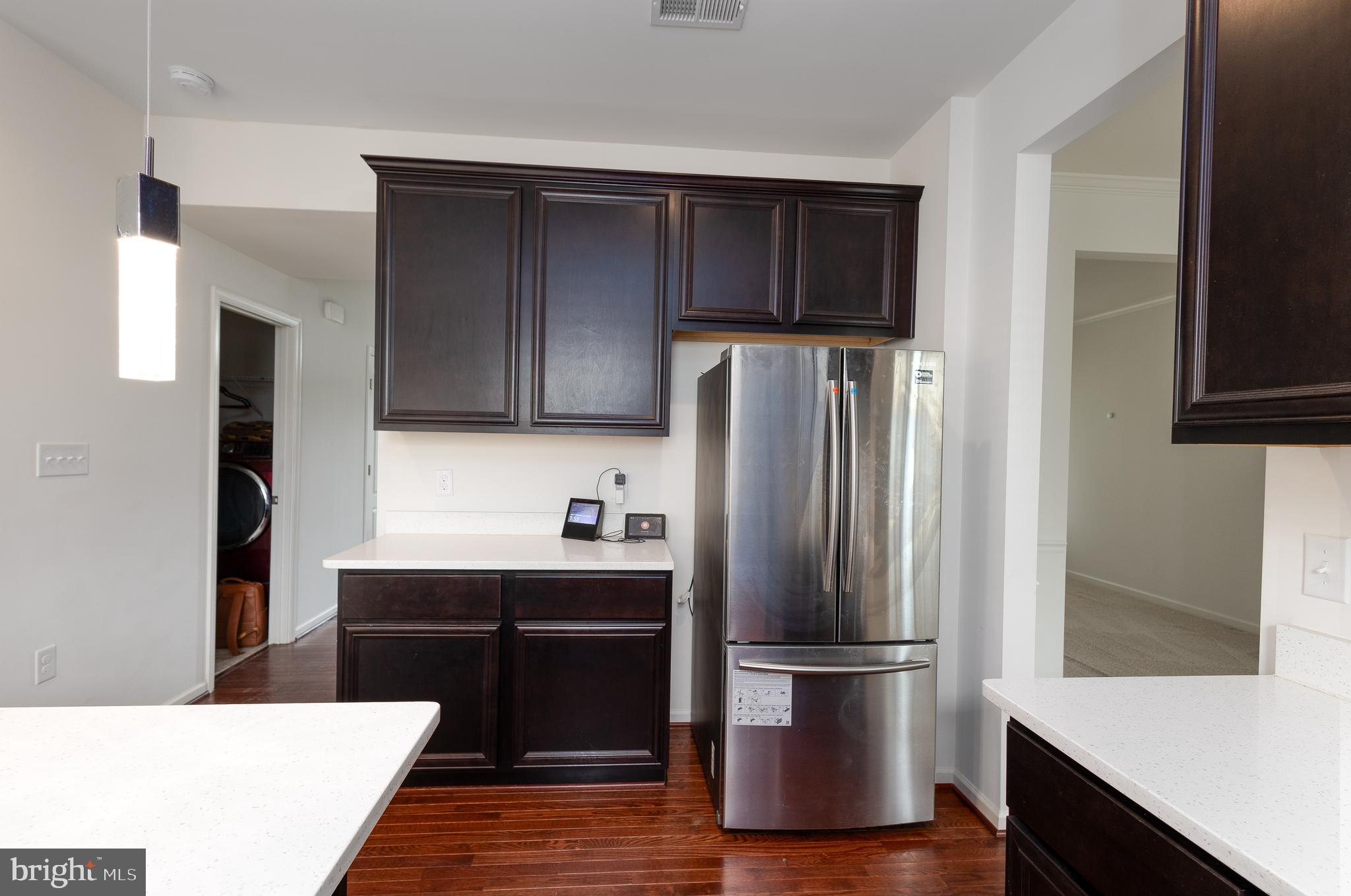 WASHINGTON TRAIL - Residential Lease