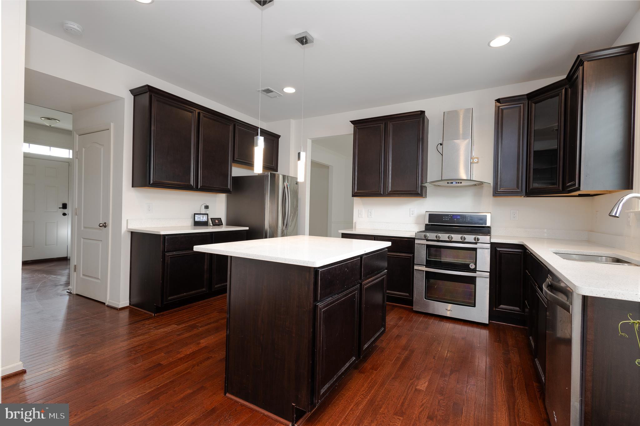 WASHINGTON TRAIL - Residential Lease