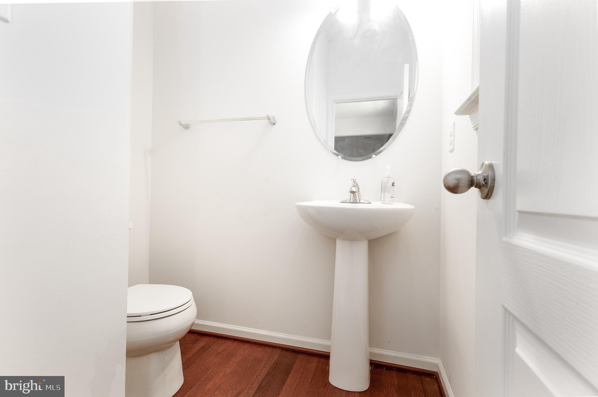 WASHINGTON TRAIL - Residential Lease