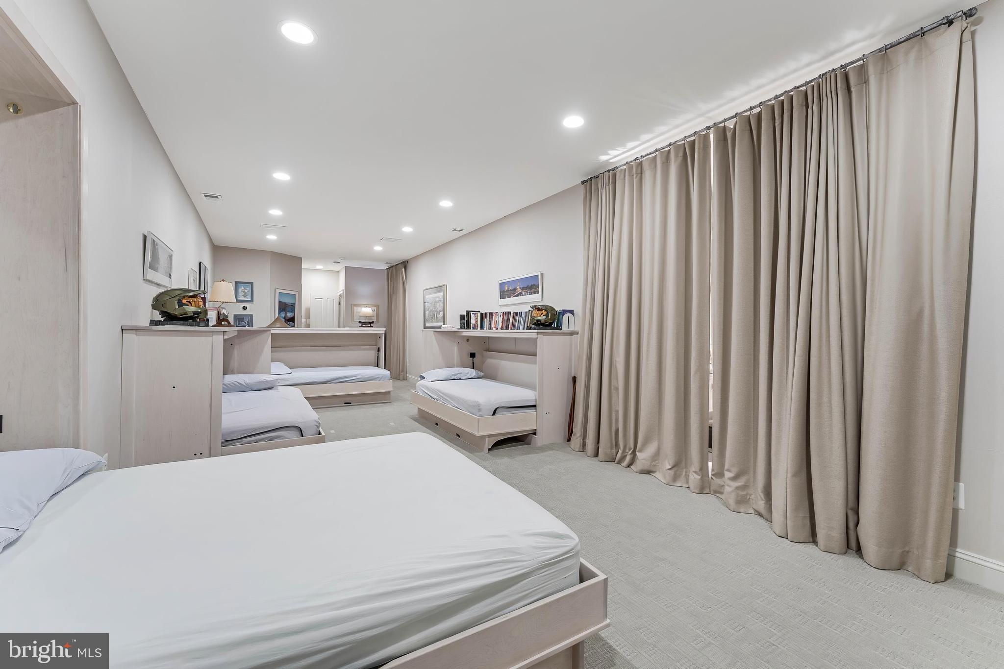 PARRISH FARM - Residential