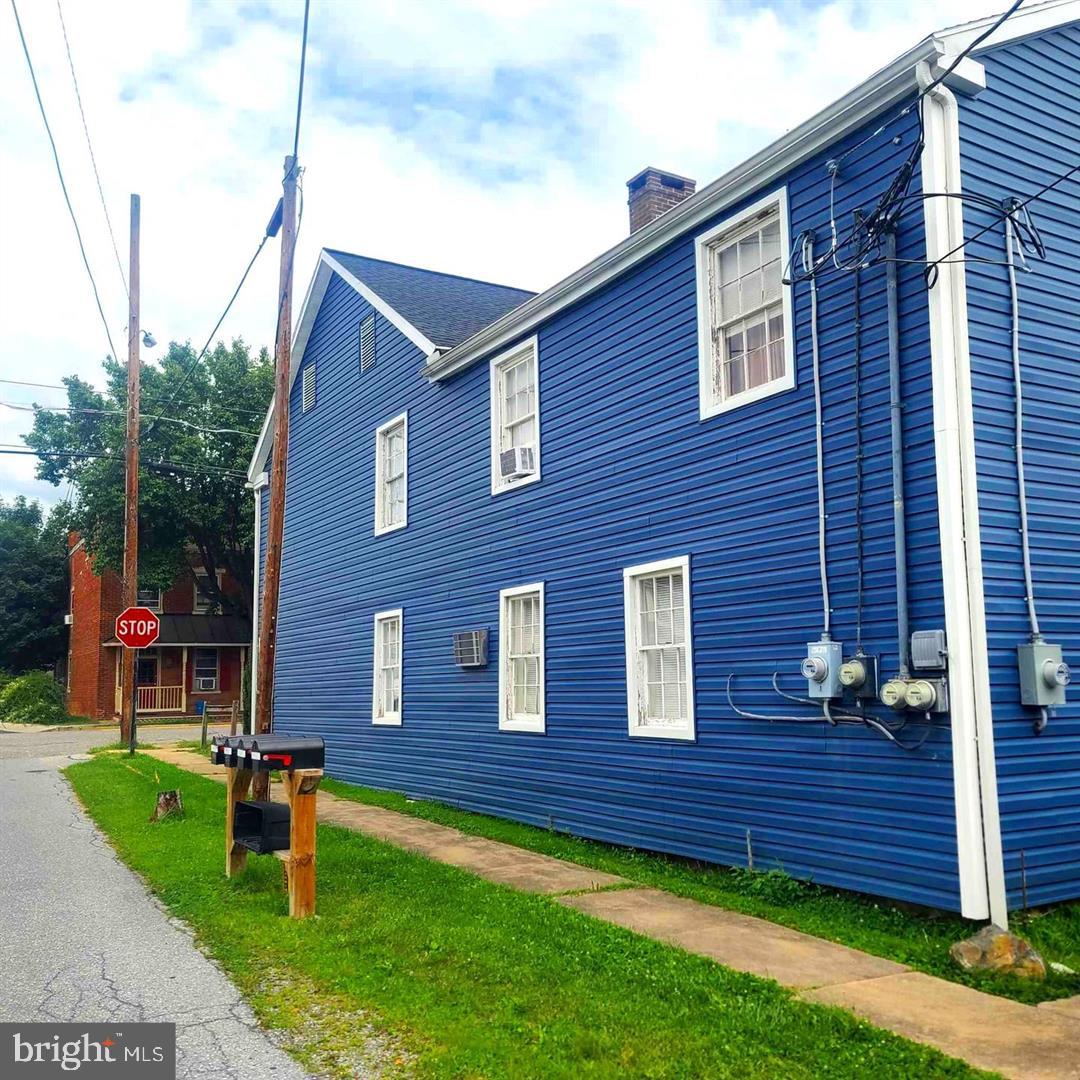 322 MAIN STREET