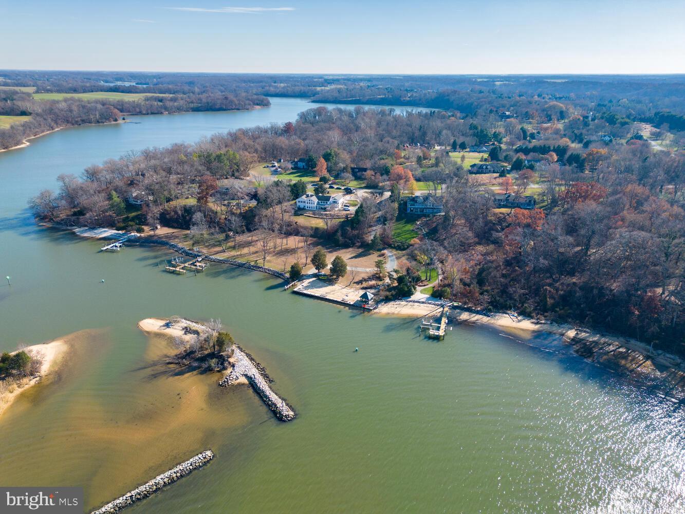 KINNAIRDS POINT - Residential